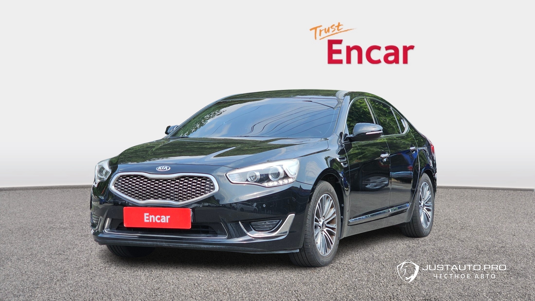 Автомобиль Kia K7