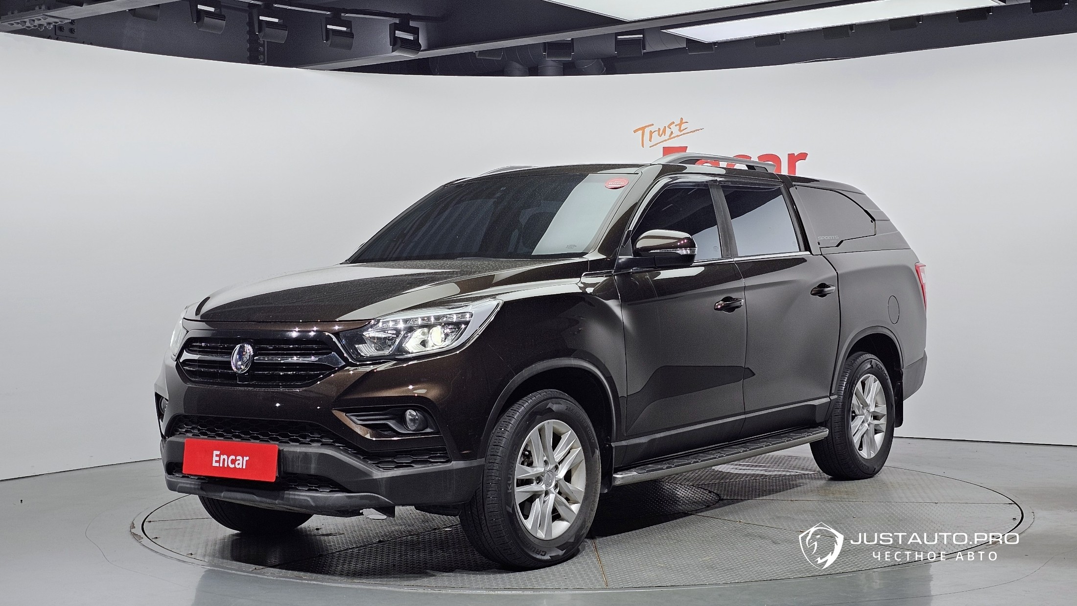 Автомобиль KG_Mobility_Ssangyong Rexton