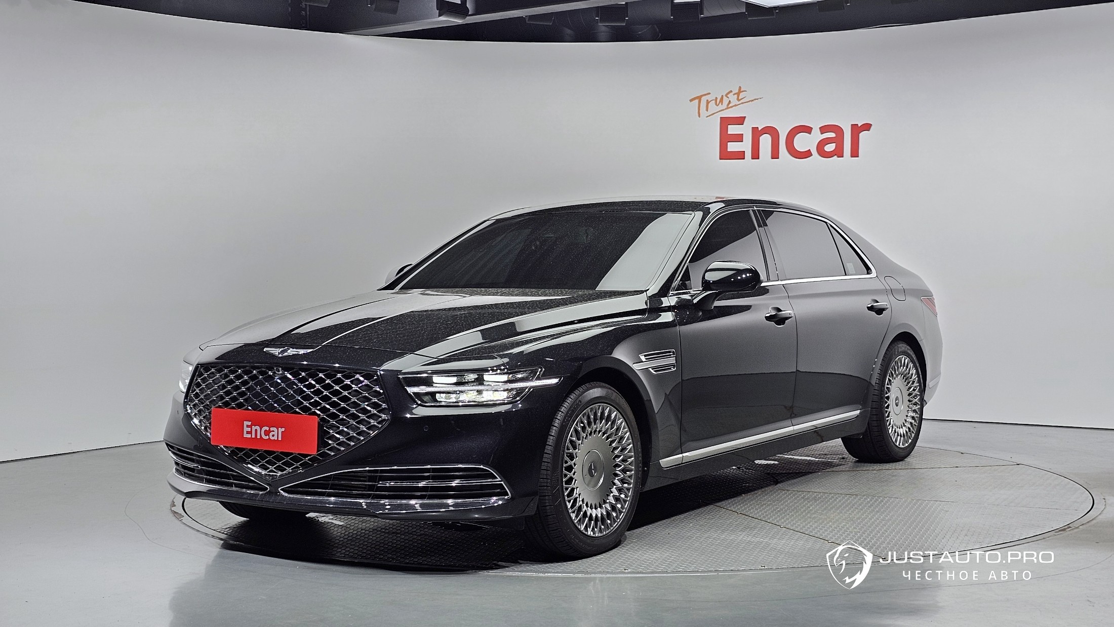 Автомобиль Genesis G90