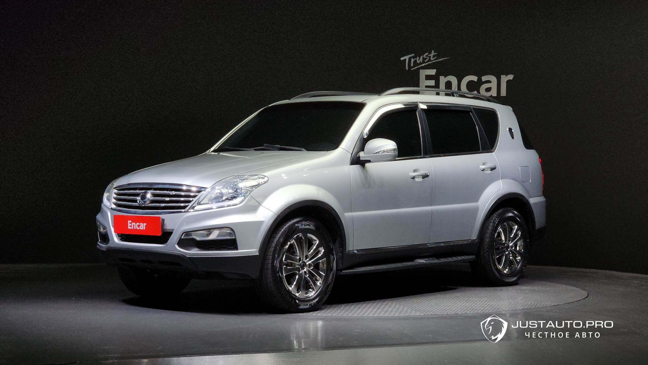 Автомобиль KG_Mobility_Ssangyong Rexton