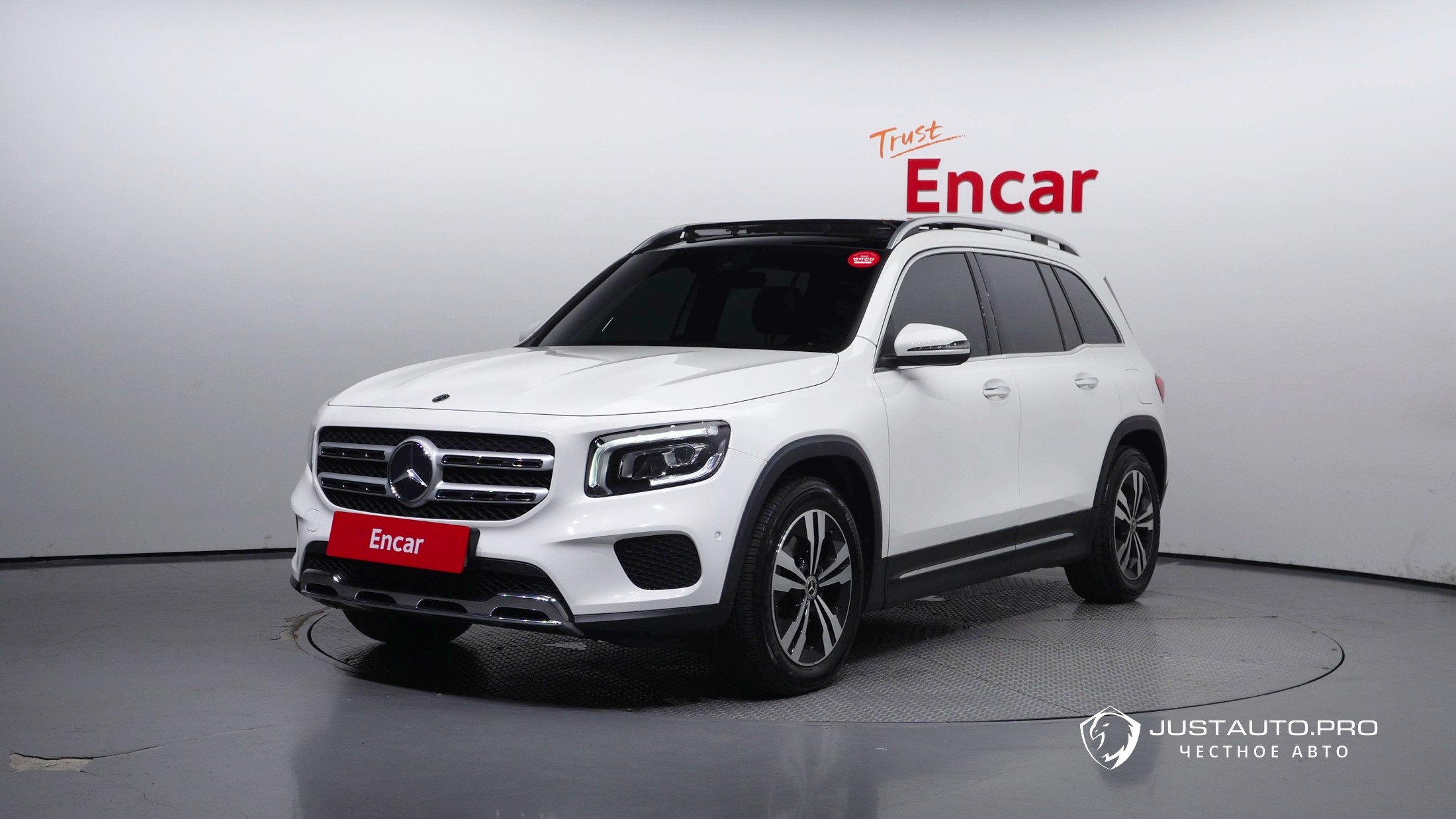 Автомобиль Mercedes-Benz GLB-Class