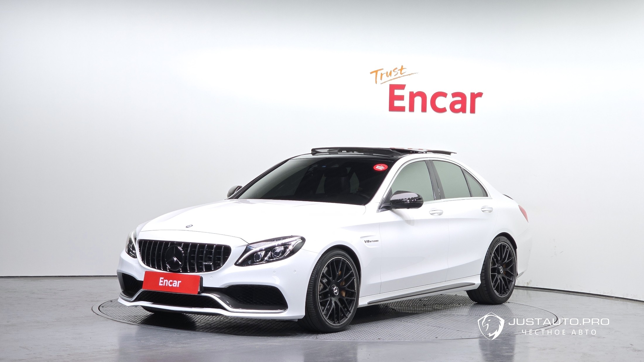 Автомобиль Mercedes-Benz C-Class