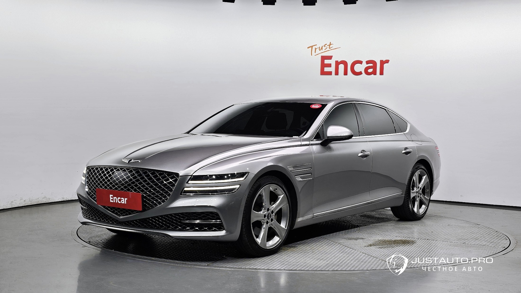 Автомобиль Genesis G80