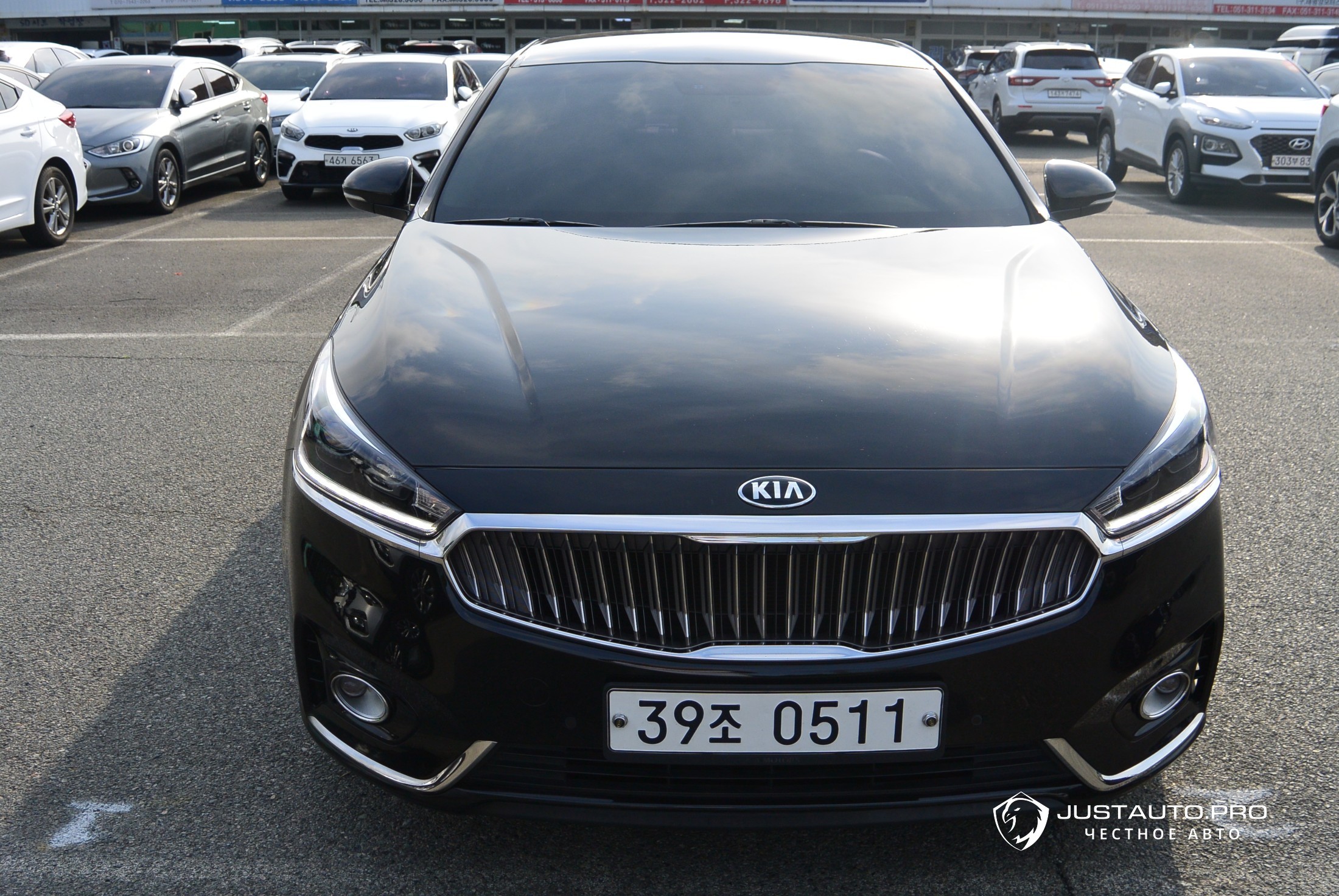 Автомобиль Kia K7