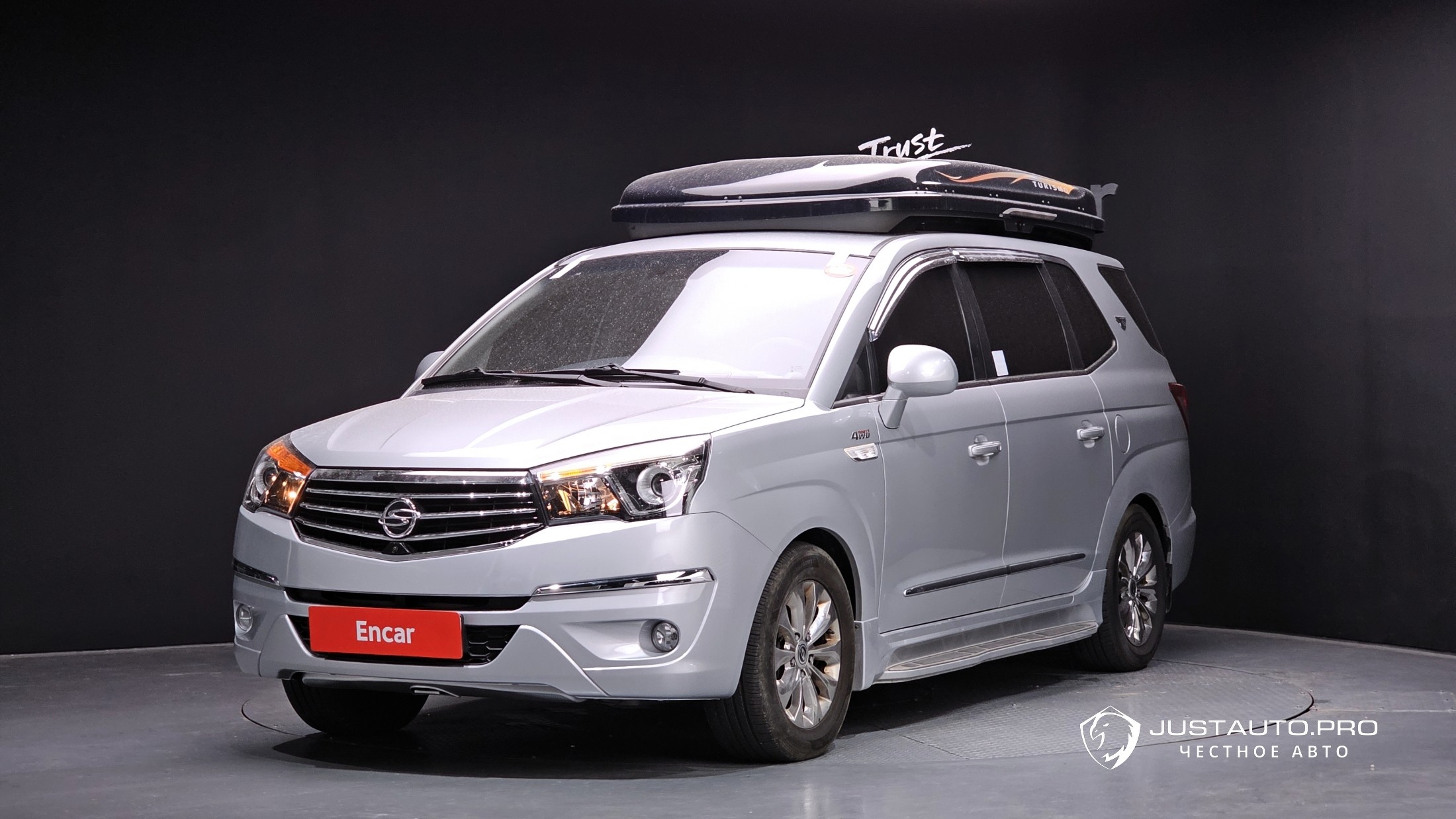 Автомобиль KG_Mobility_Ssangyong KORANDO