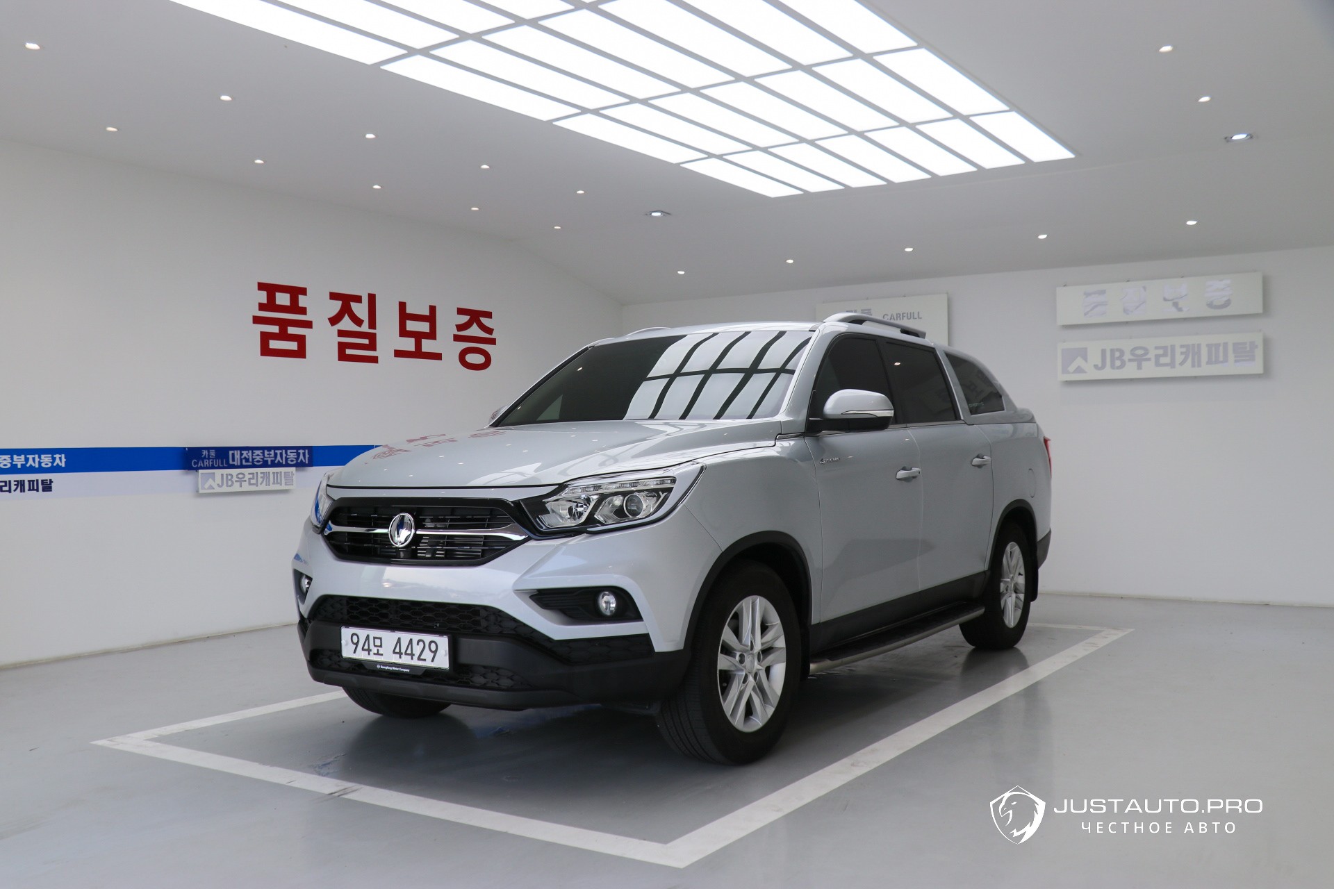 Автомобиль KG_Mobility_Ssangyong Rexton