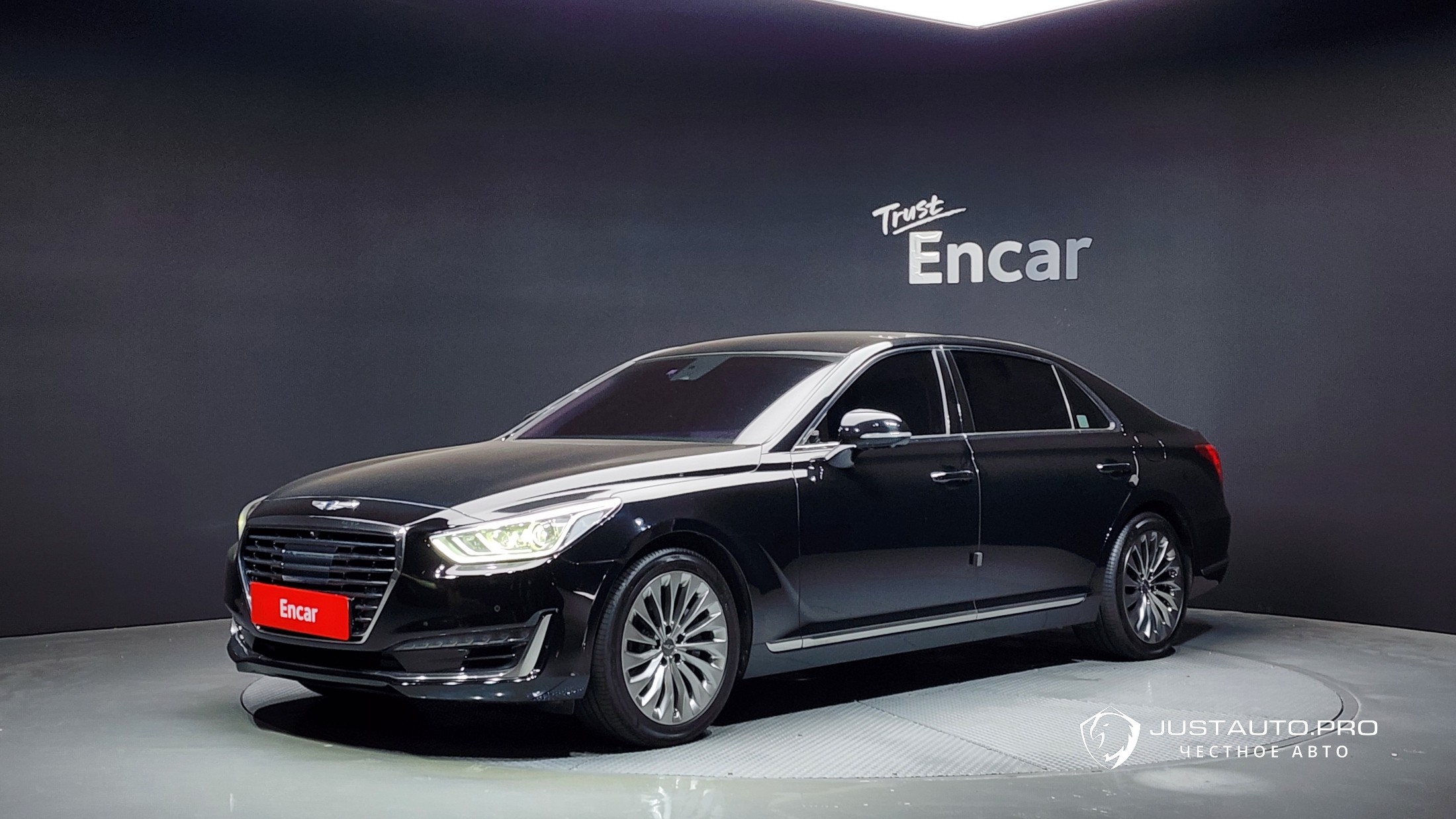 Автомобиль Genesis EQ900
