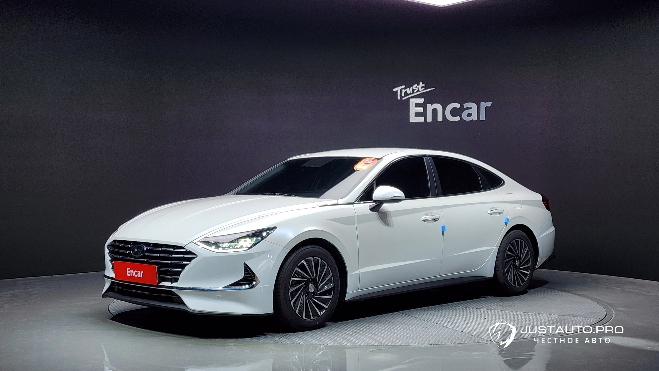 Автомобиль Hyundai Sonata