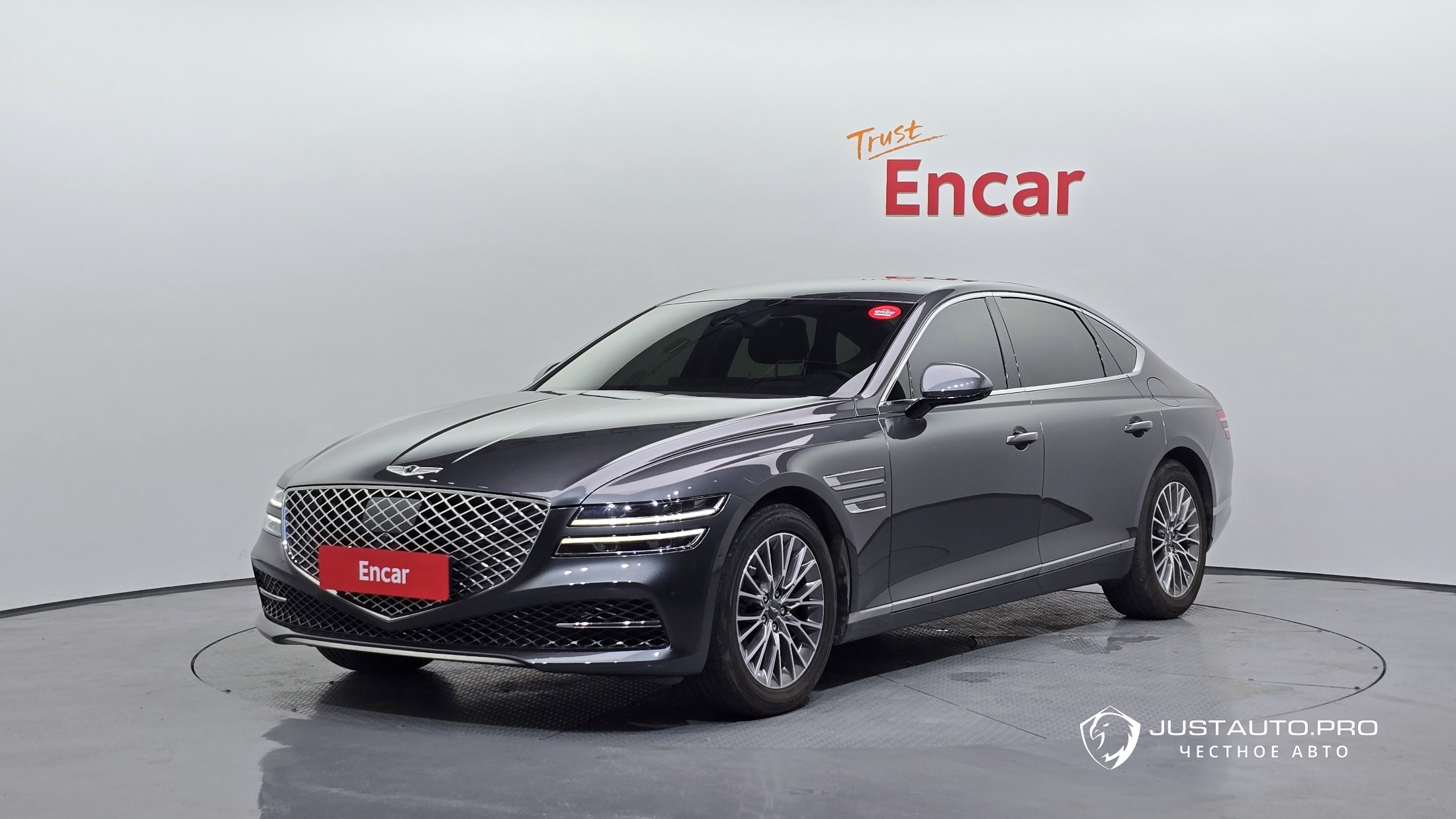 Автомобиль Genesis G80