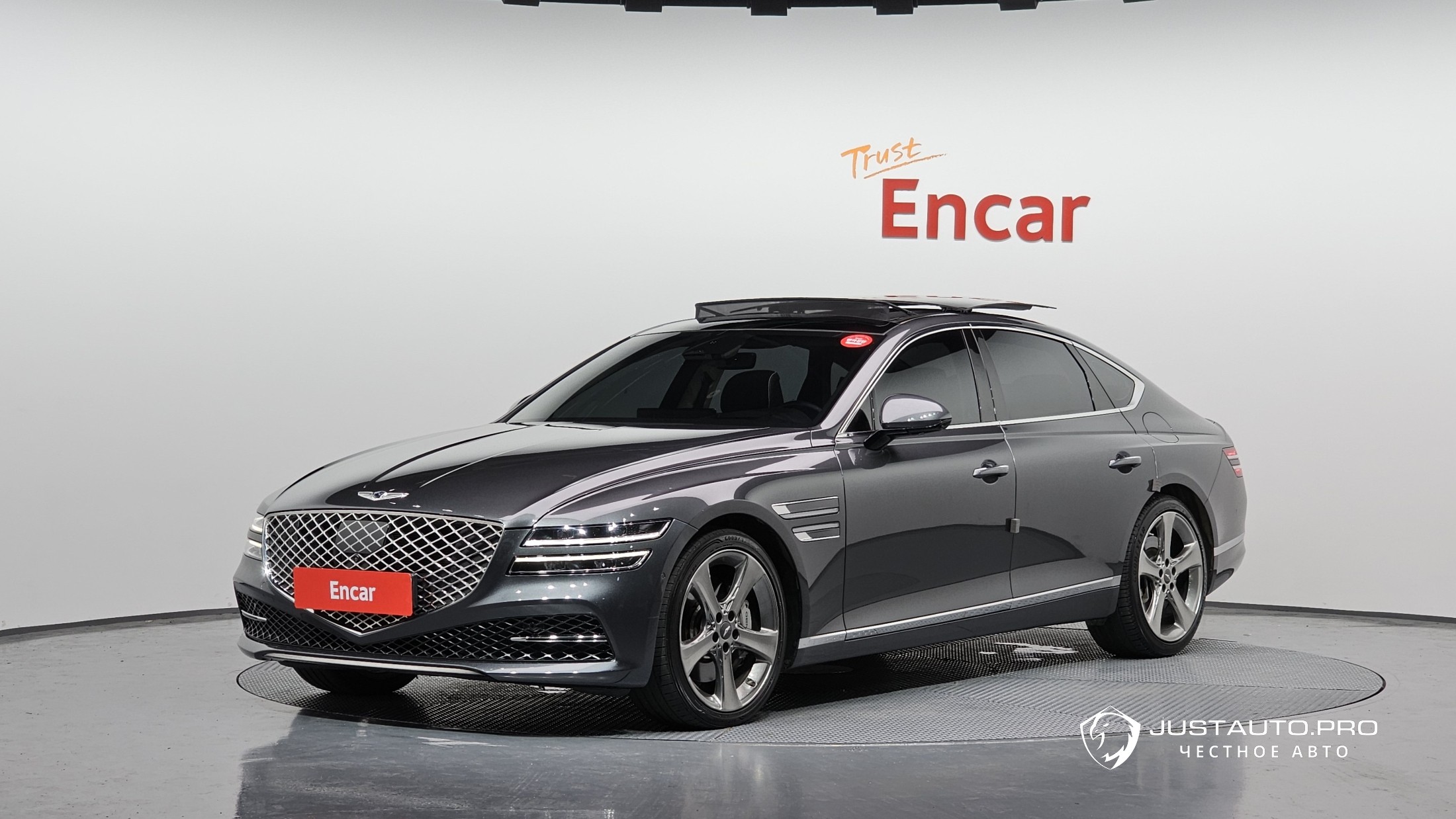 Автомобиль Genesis G80