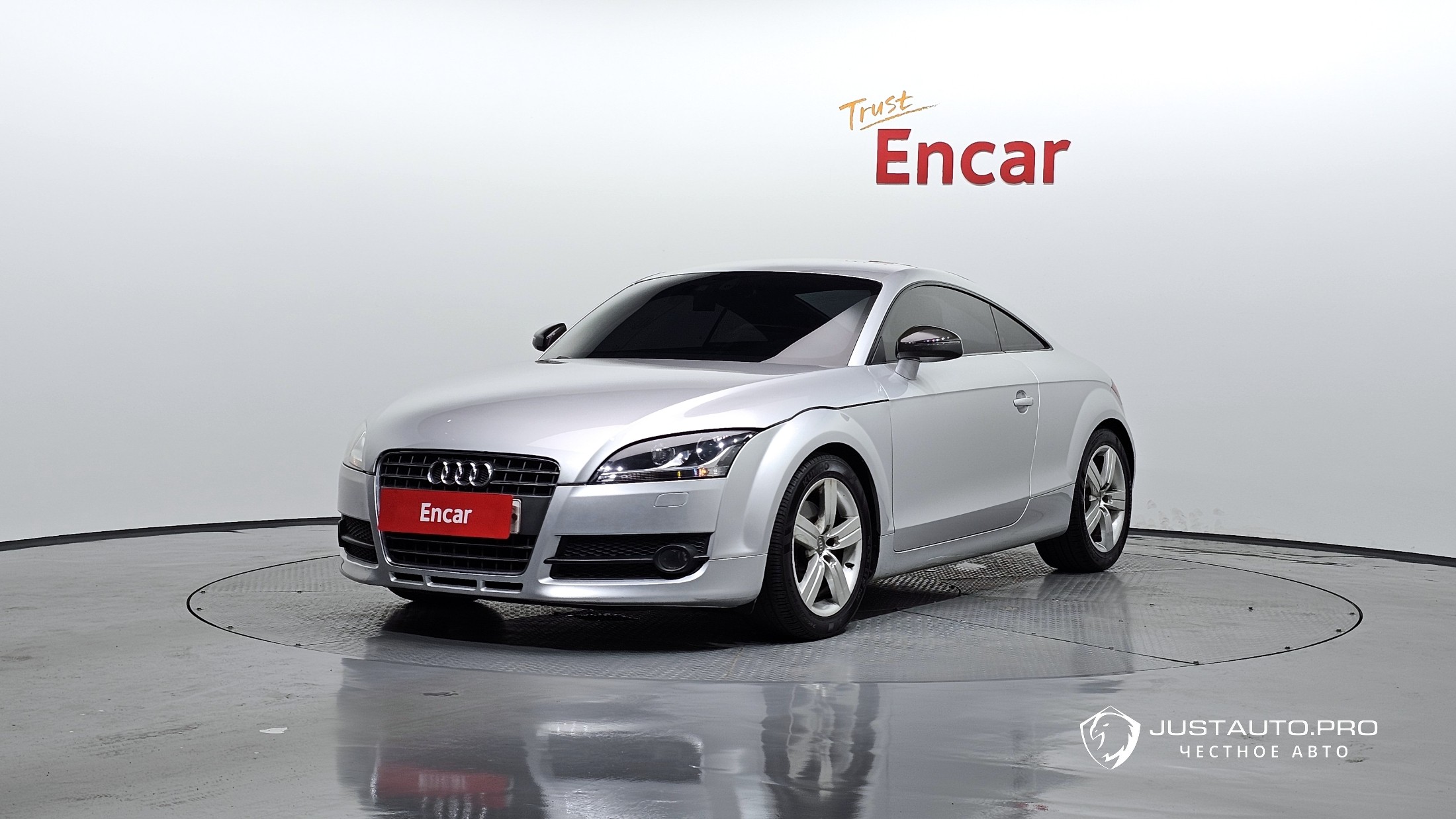 Автомобиль Audi TT