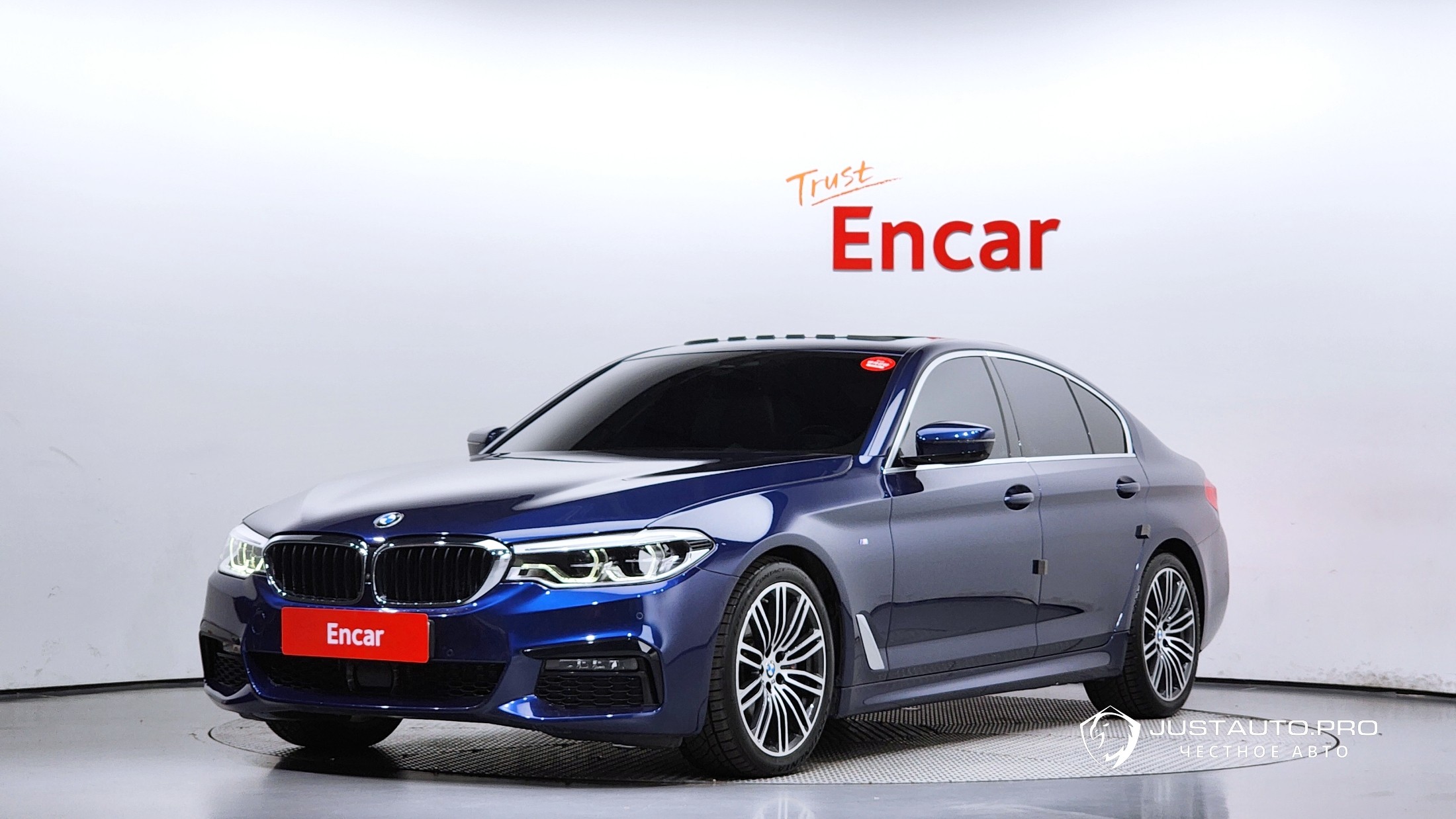 Автомобиль BMW 5-Series