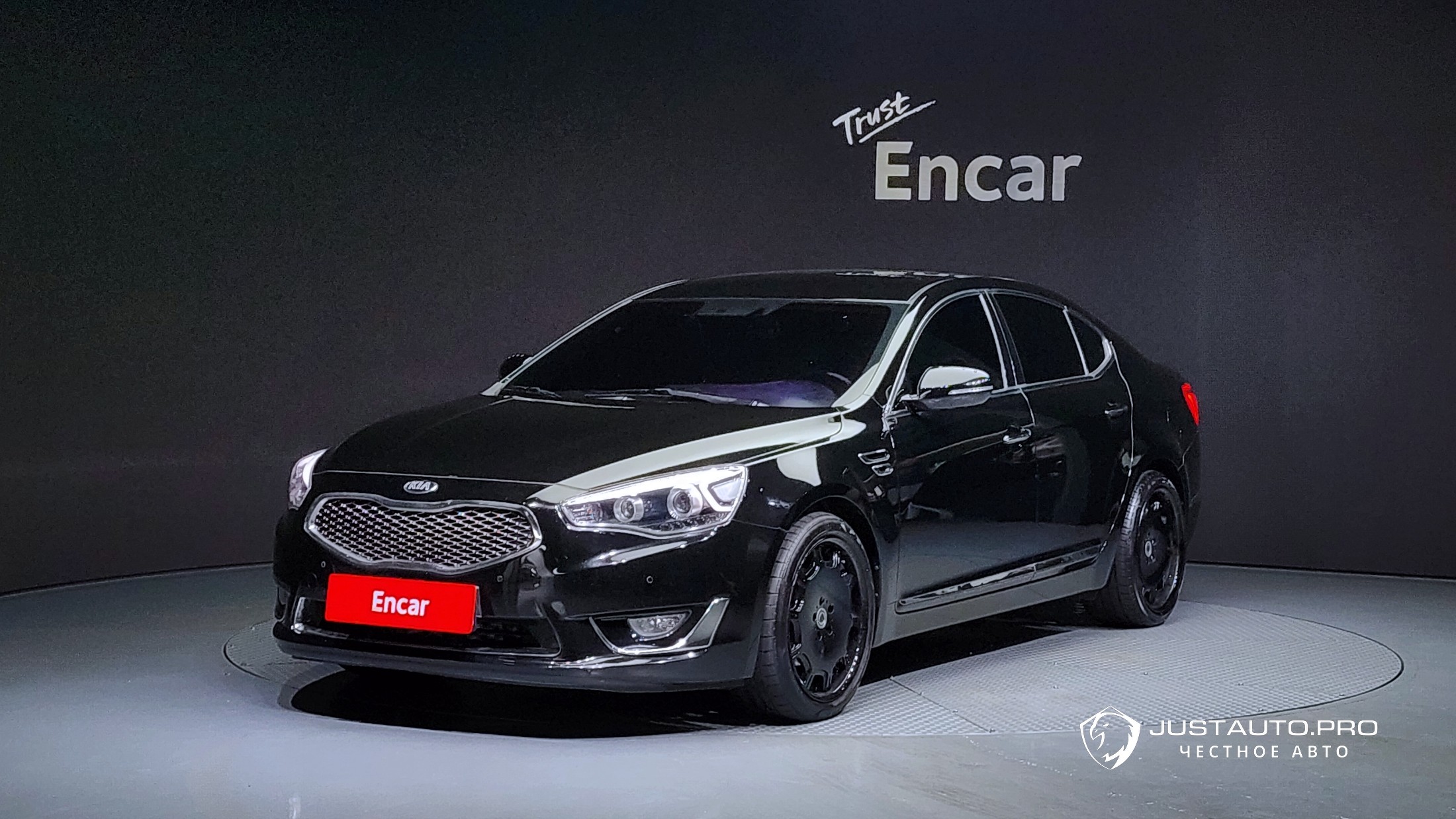 Автомобиль Kia K7