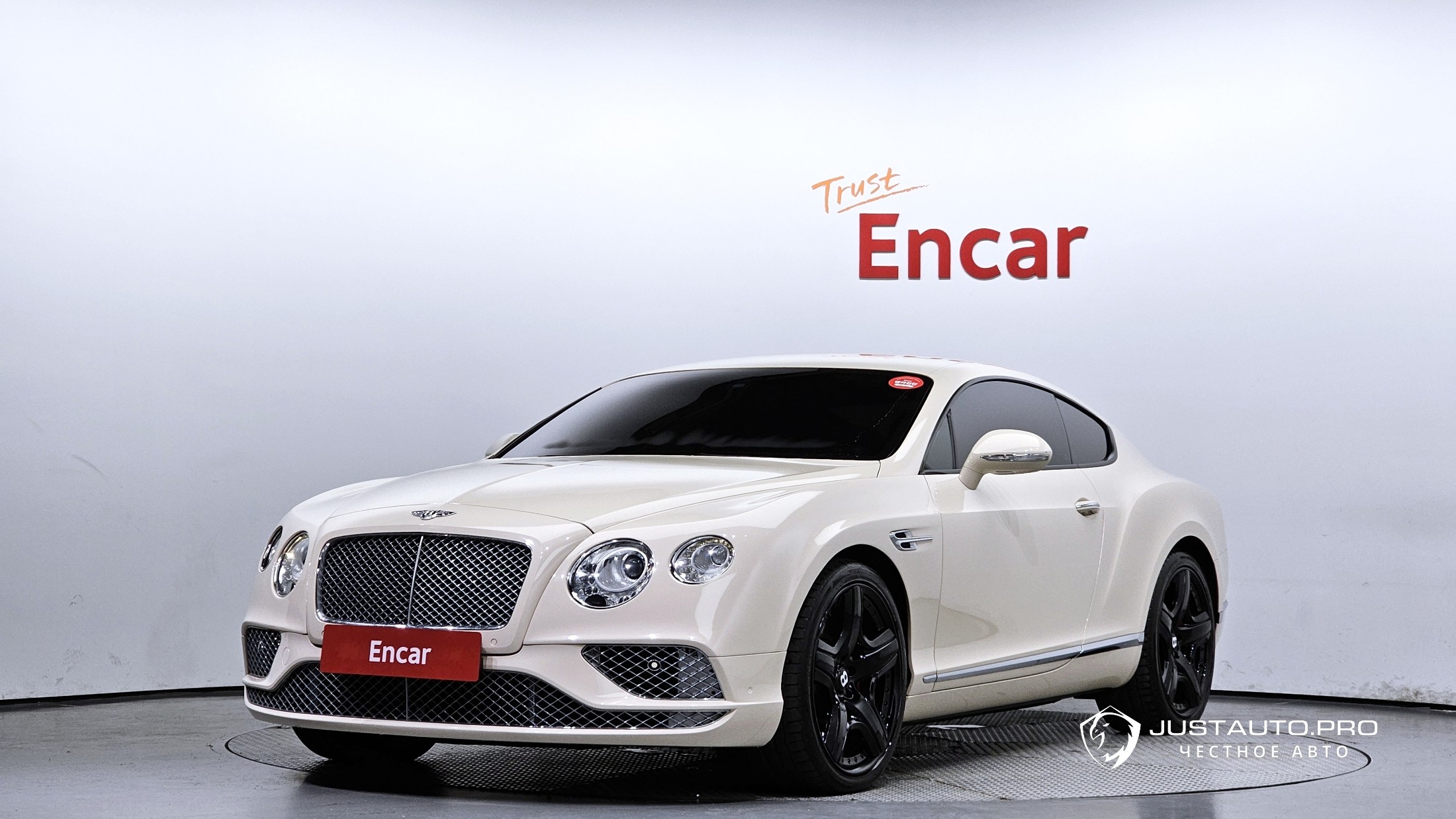 Автомобиль Bentley Continental