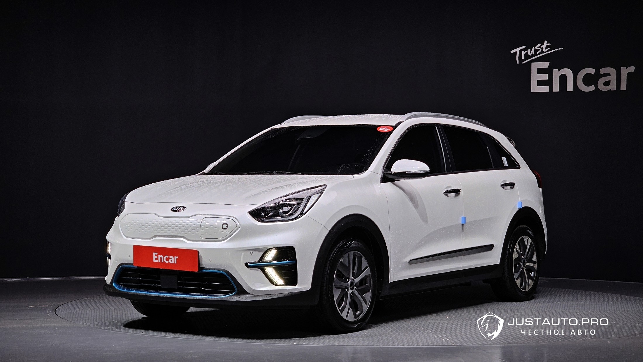 Автомобиль Kia Niro