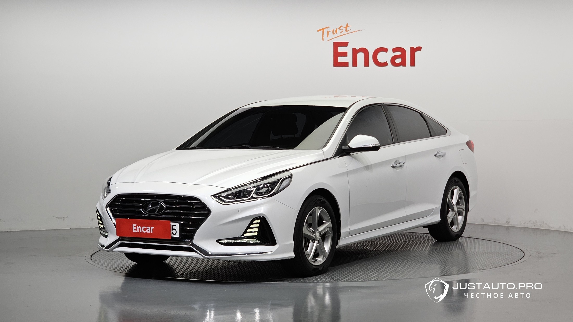 Автомобиль Hyundai Sonata