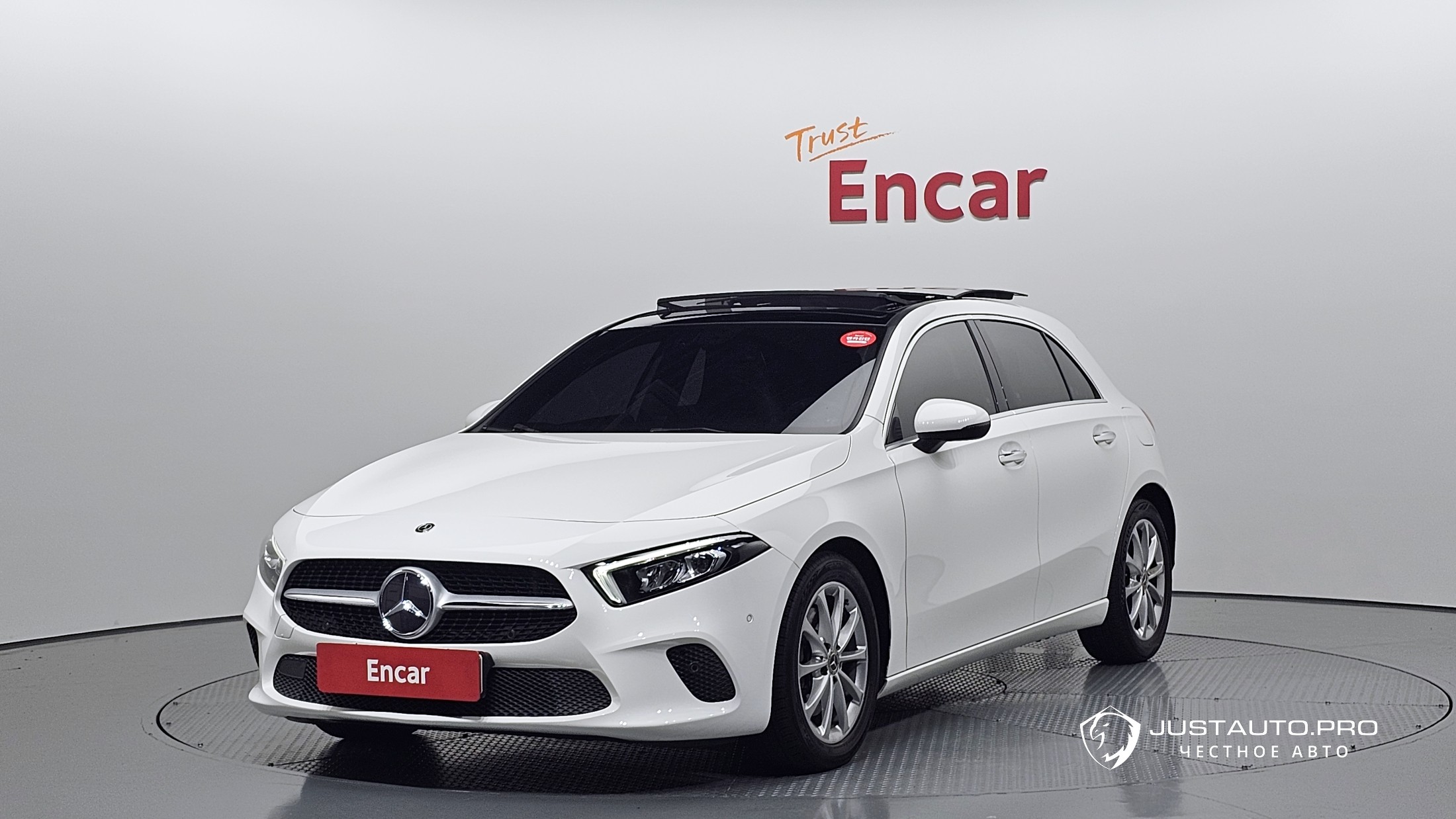 Автомобиль Mercedes-Benz A-Class