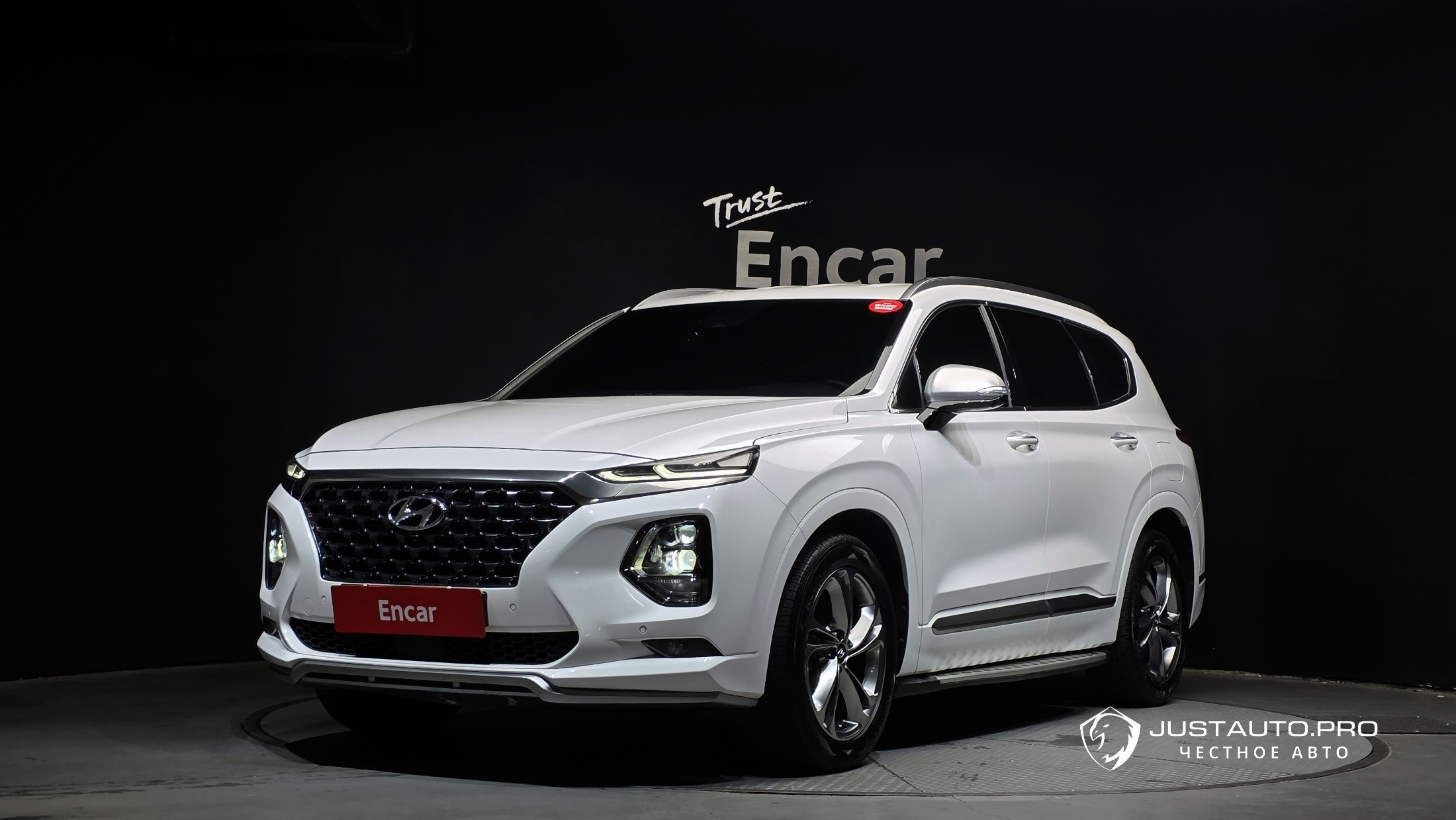 Автомобиль Hyundai Santafe