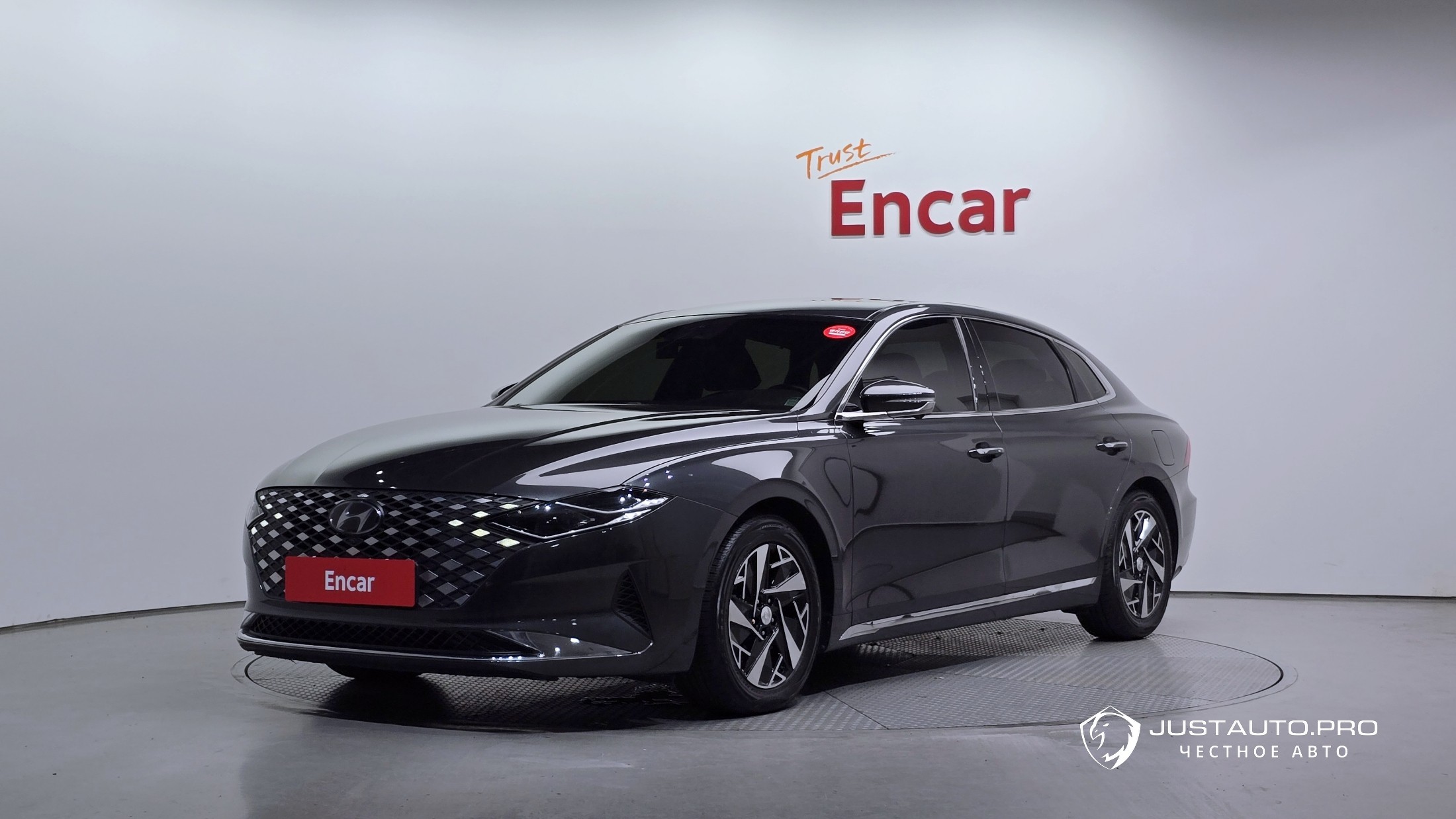 Автомобиль Hyundai Grandeur