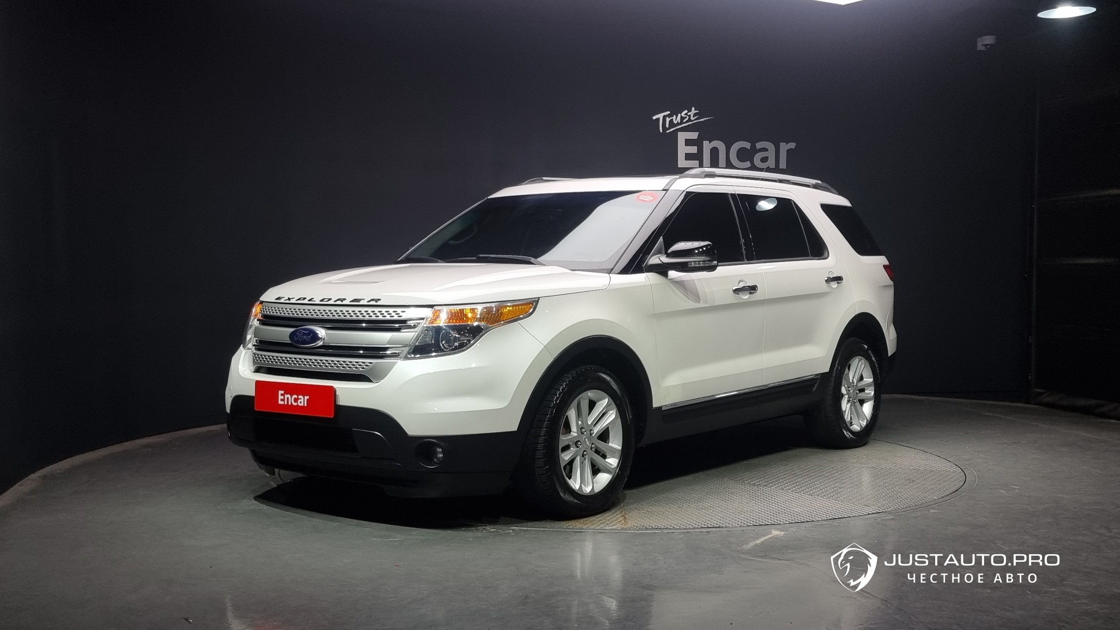 Автомобиль Ford Explorer