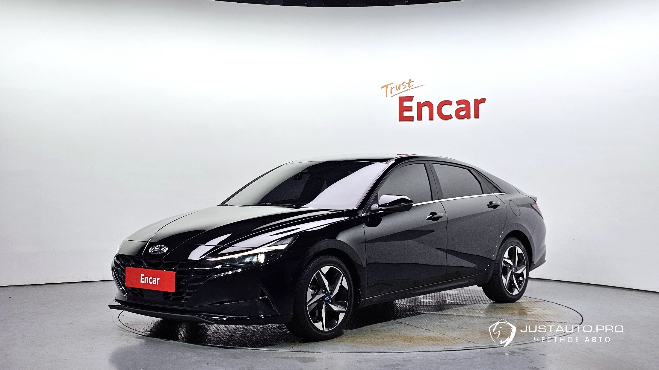 Автомобиль Hyundai AVANTE