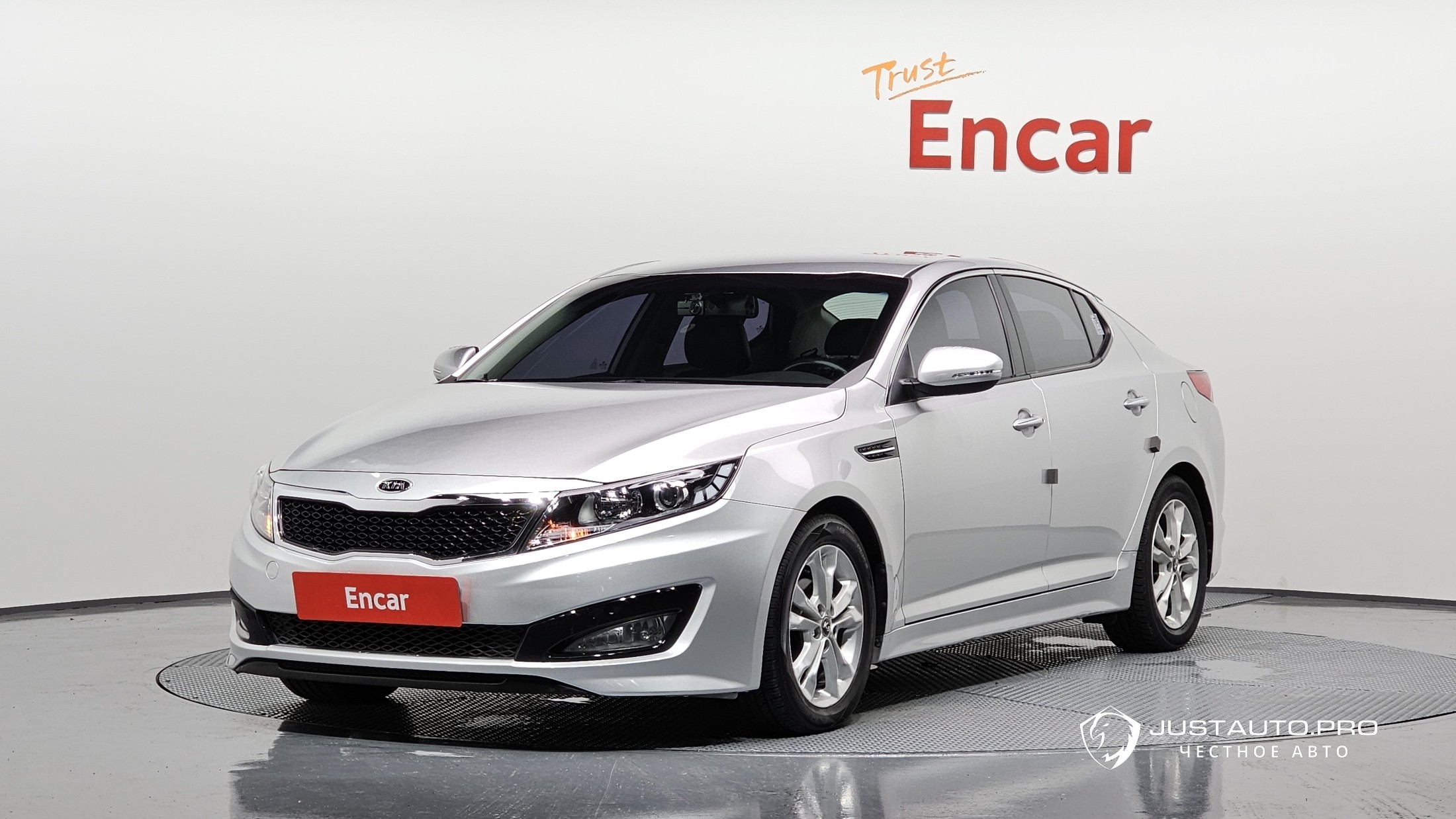 Автомобиль Kia K5