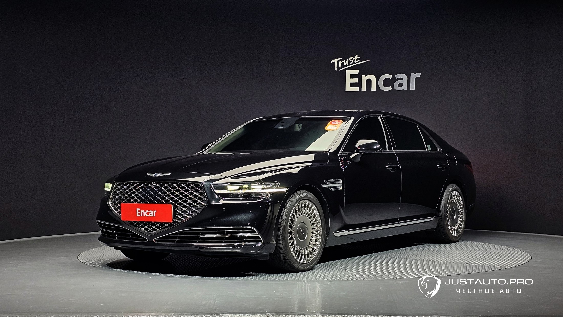 Автомобиль Genesis G90