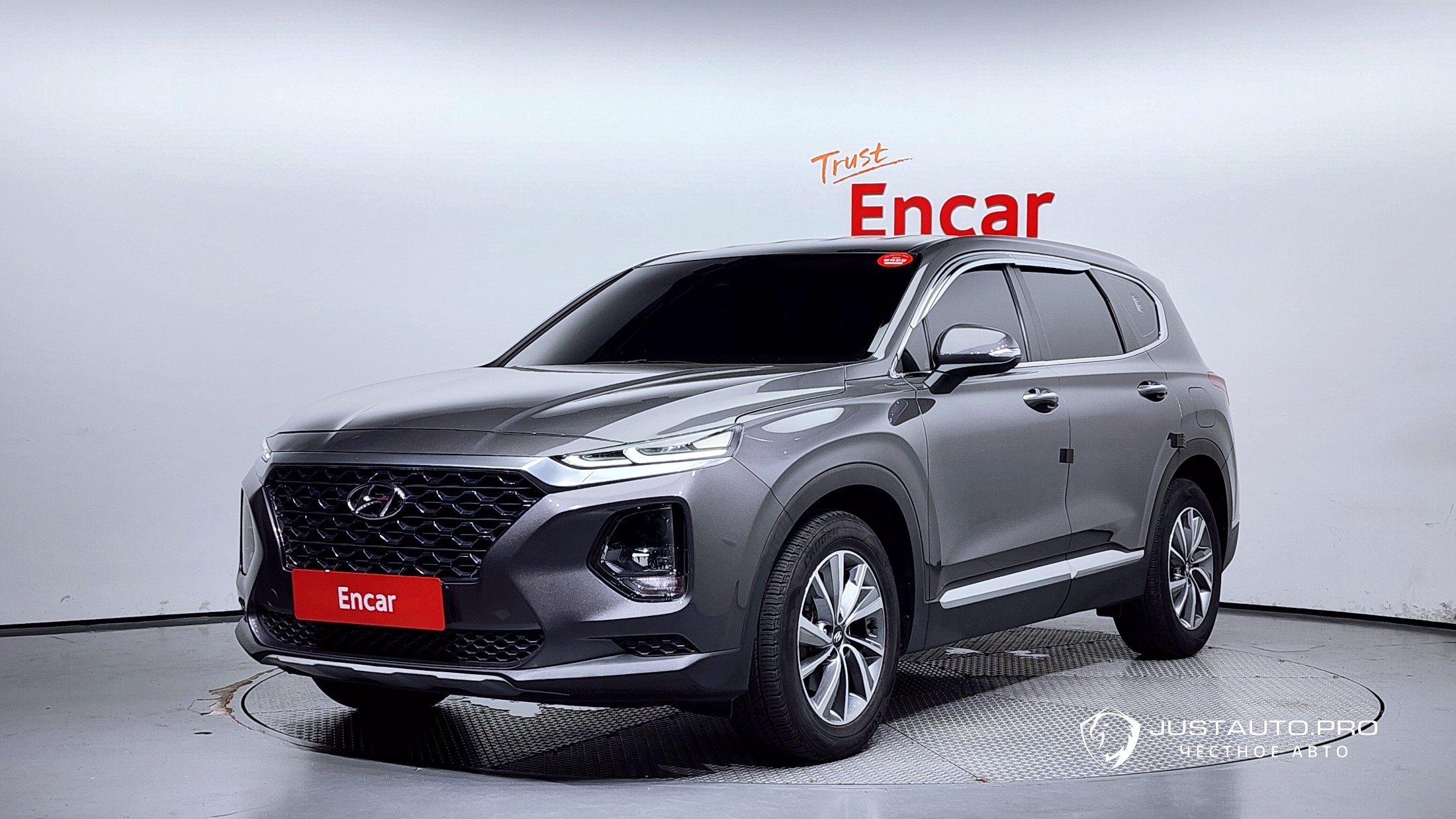 Автомобиль Hyundai Santafe