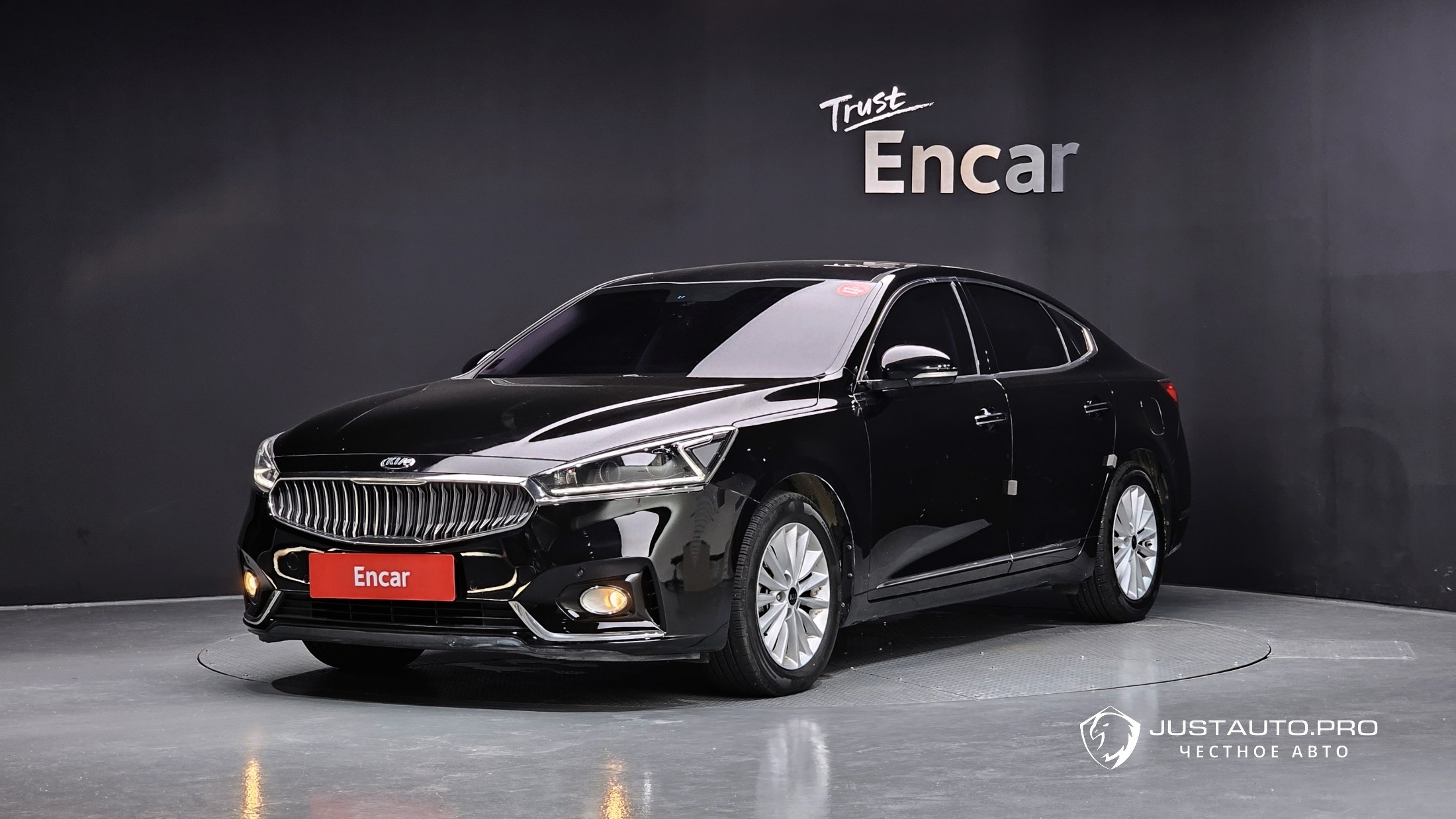 Автомобиль Kia K7