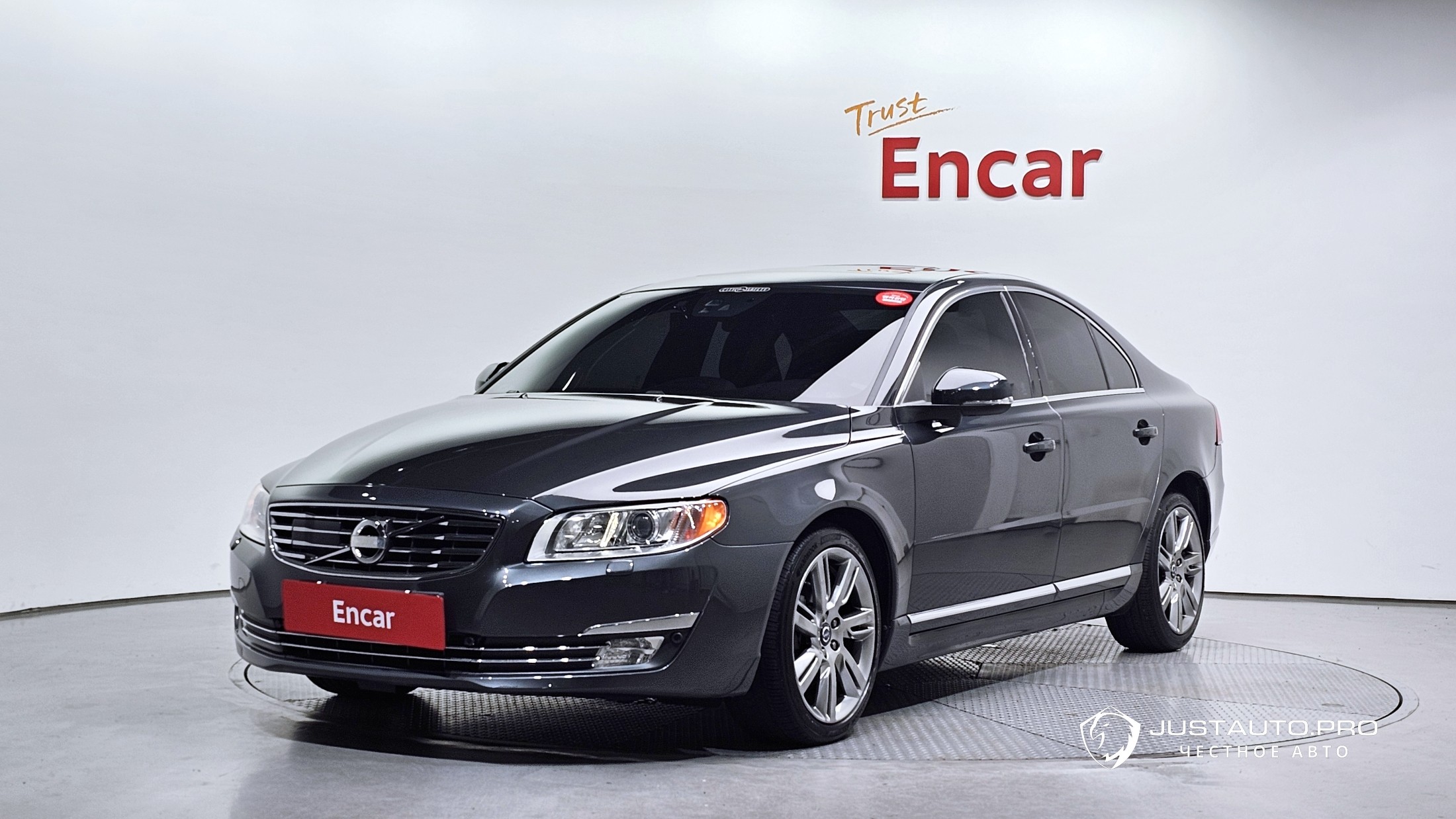 Автомобиль Volvo S80