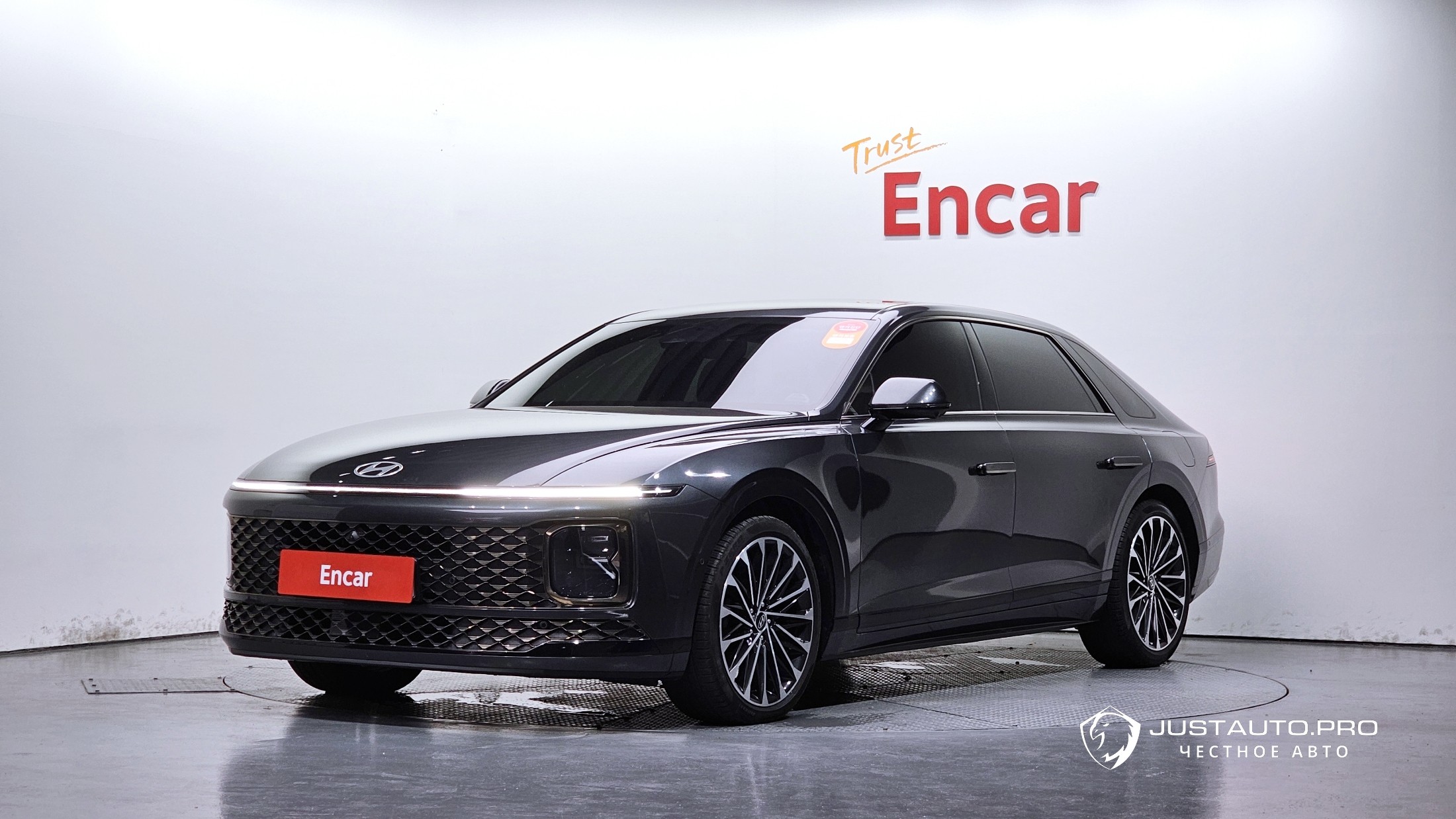 Автомобиль Hyundai Grandeur