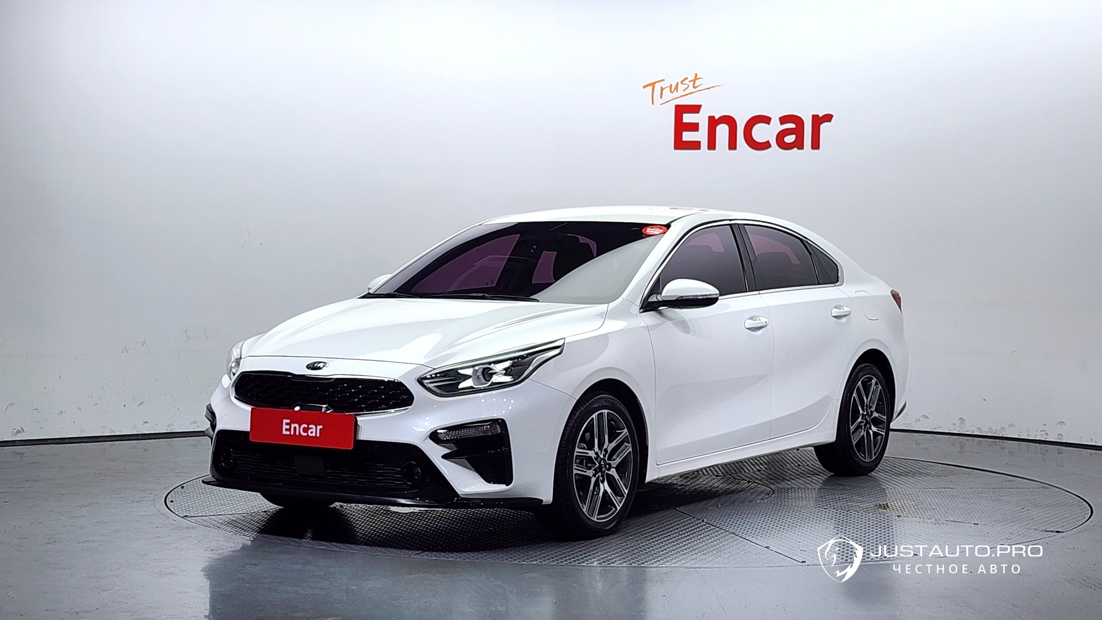 Автомобиль Kia K3