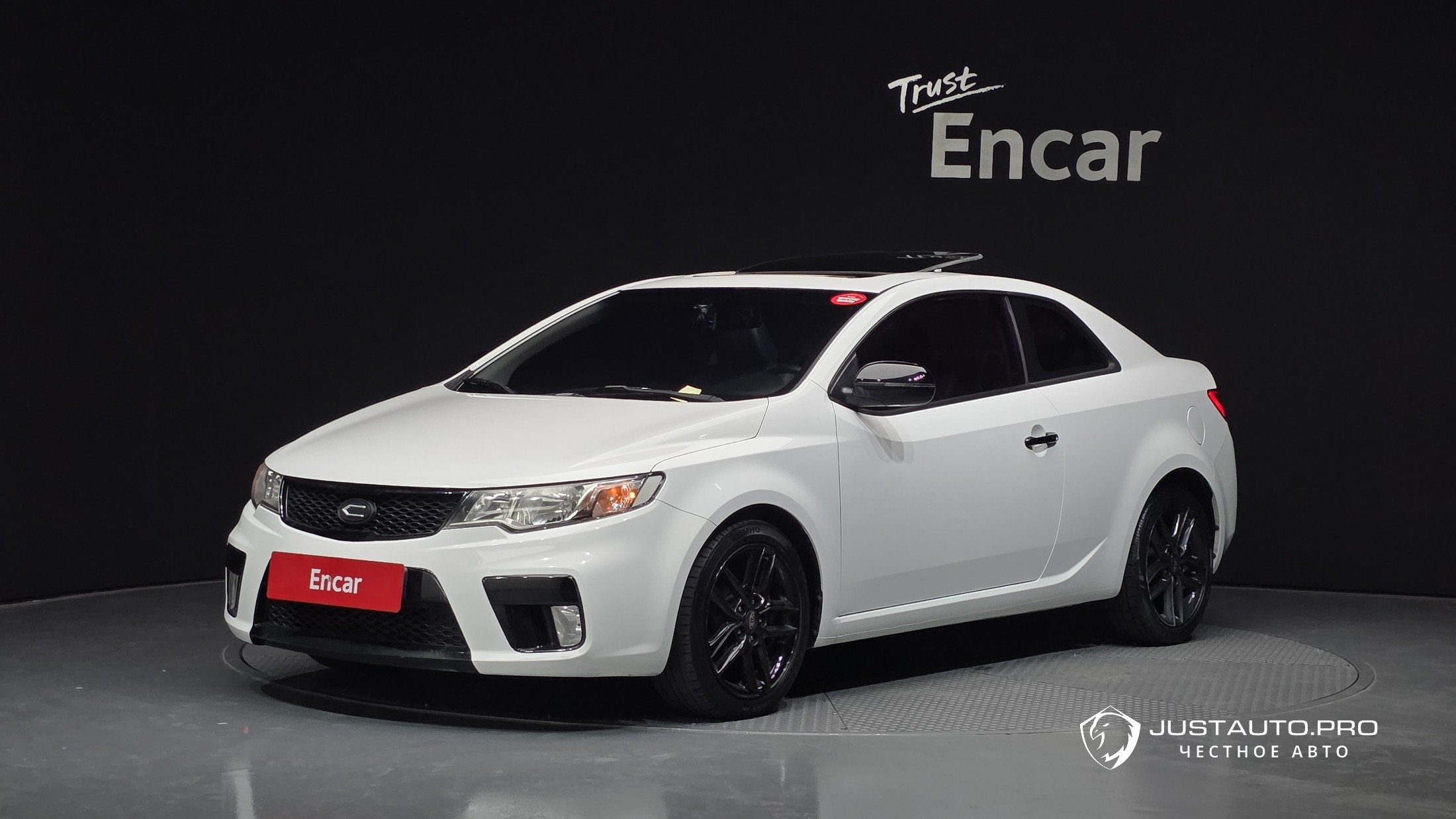 Автомобиль Kia Porte