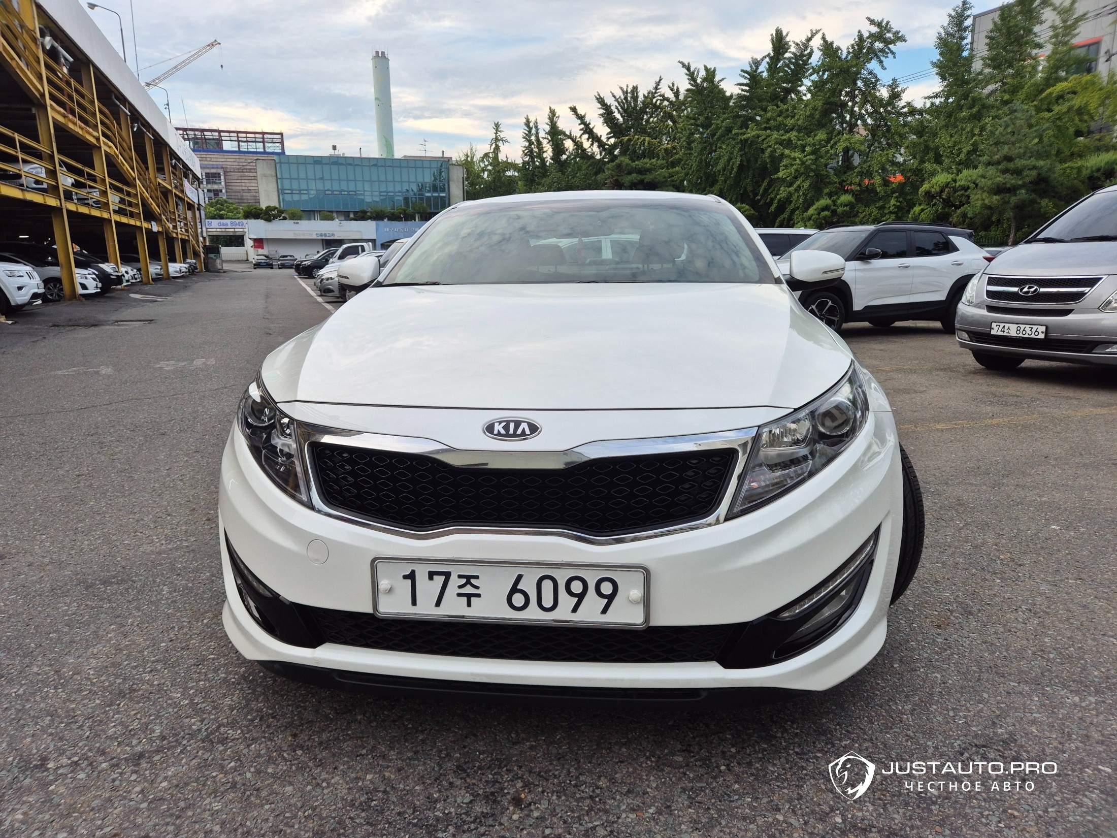 Автомобиль Kia K5