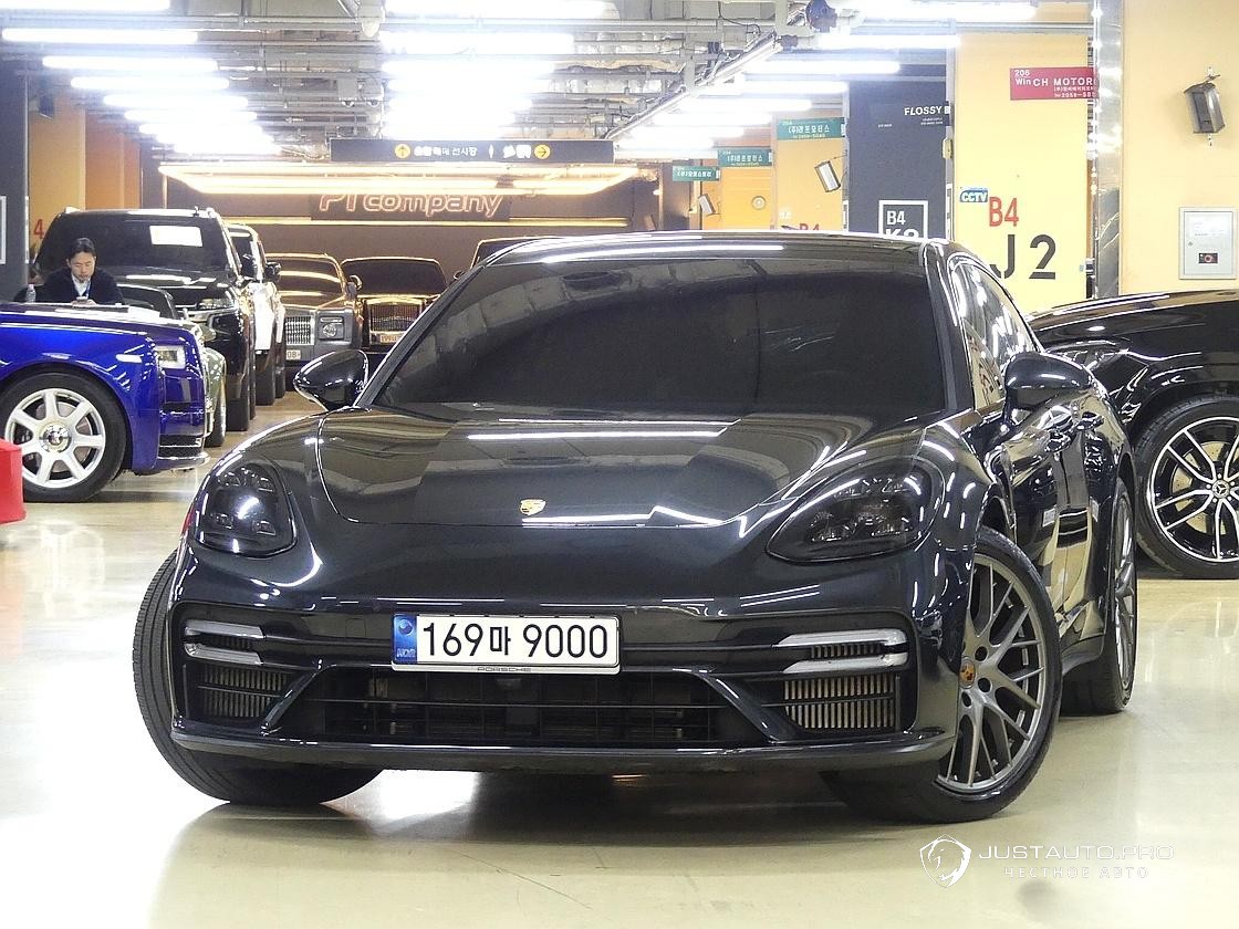 Автомобиль Porsche Panamera