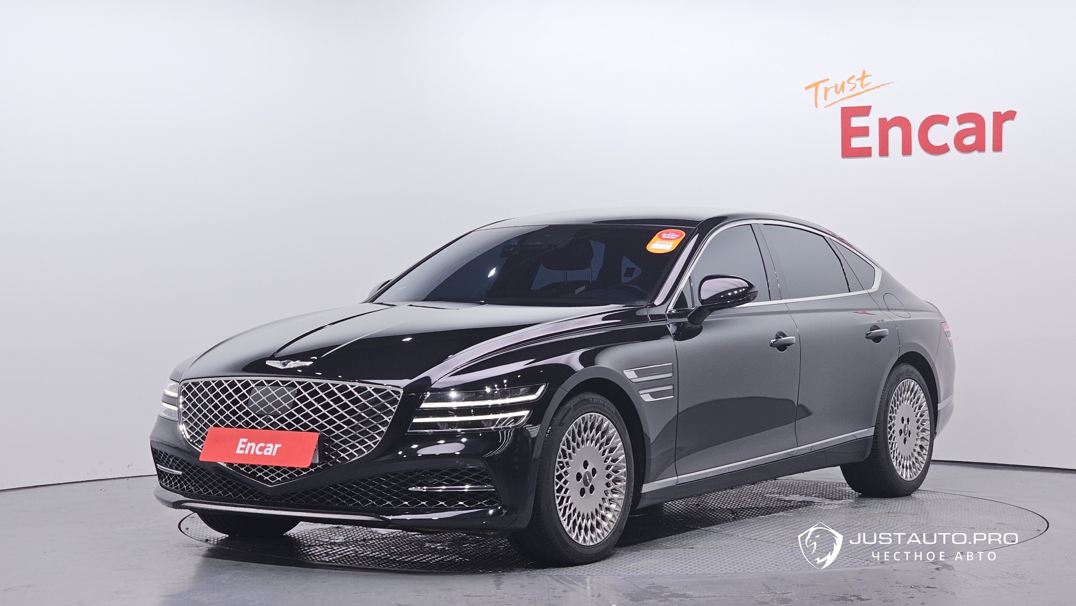 Автомобиль Genesis G80