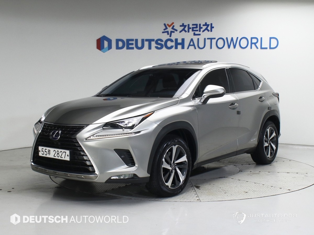 Автомобиль Lexus NX
