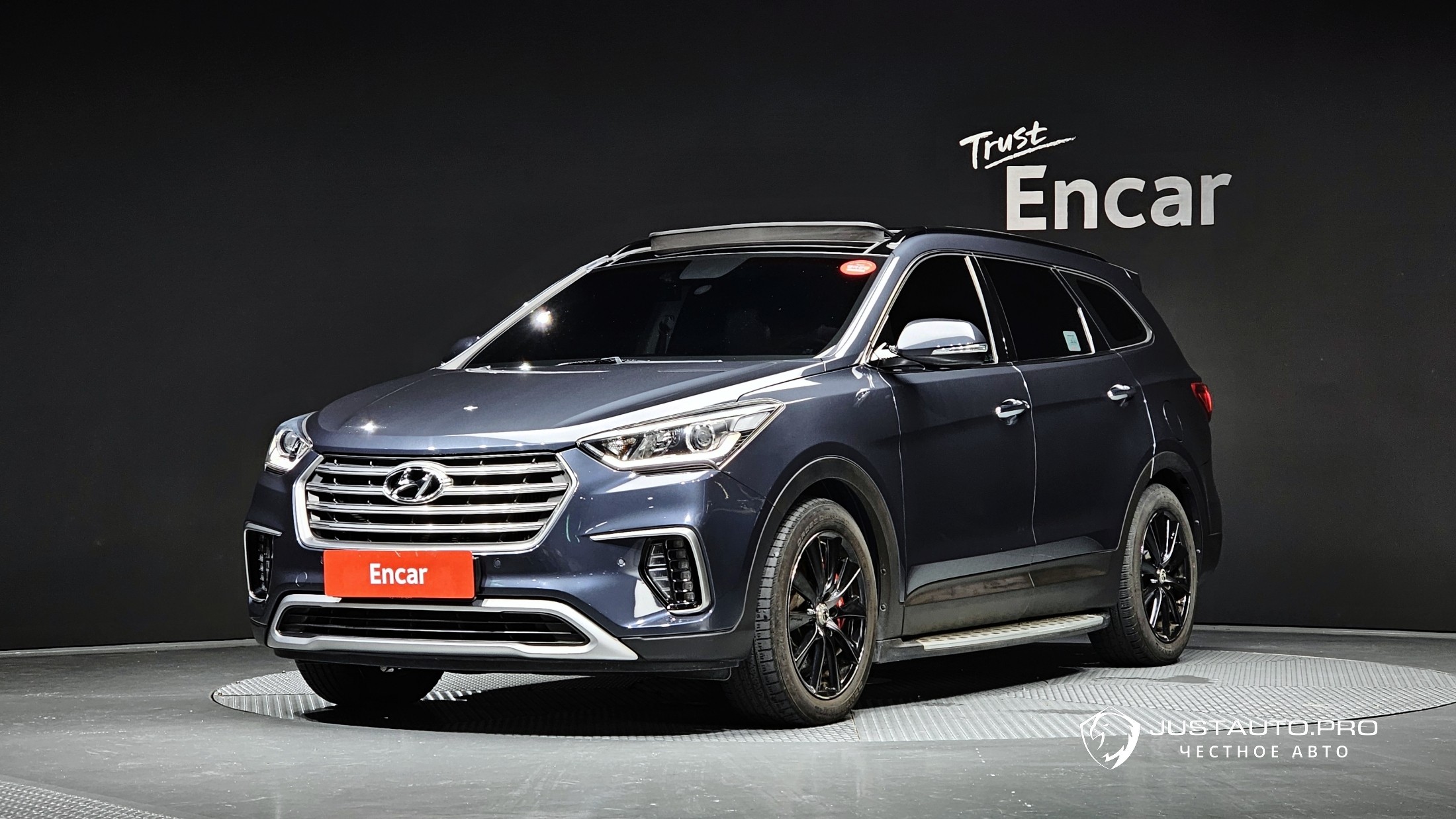Автомобиль Hyundai Maxcruz