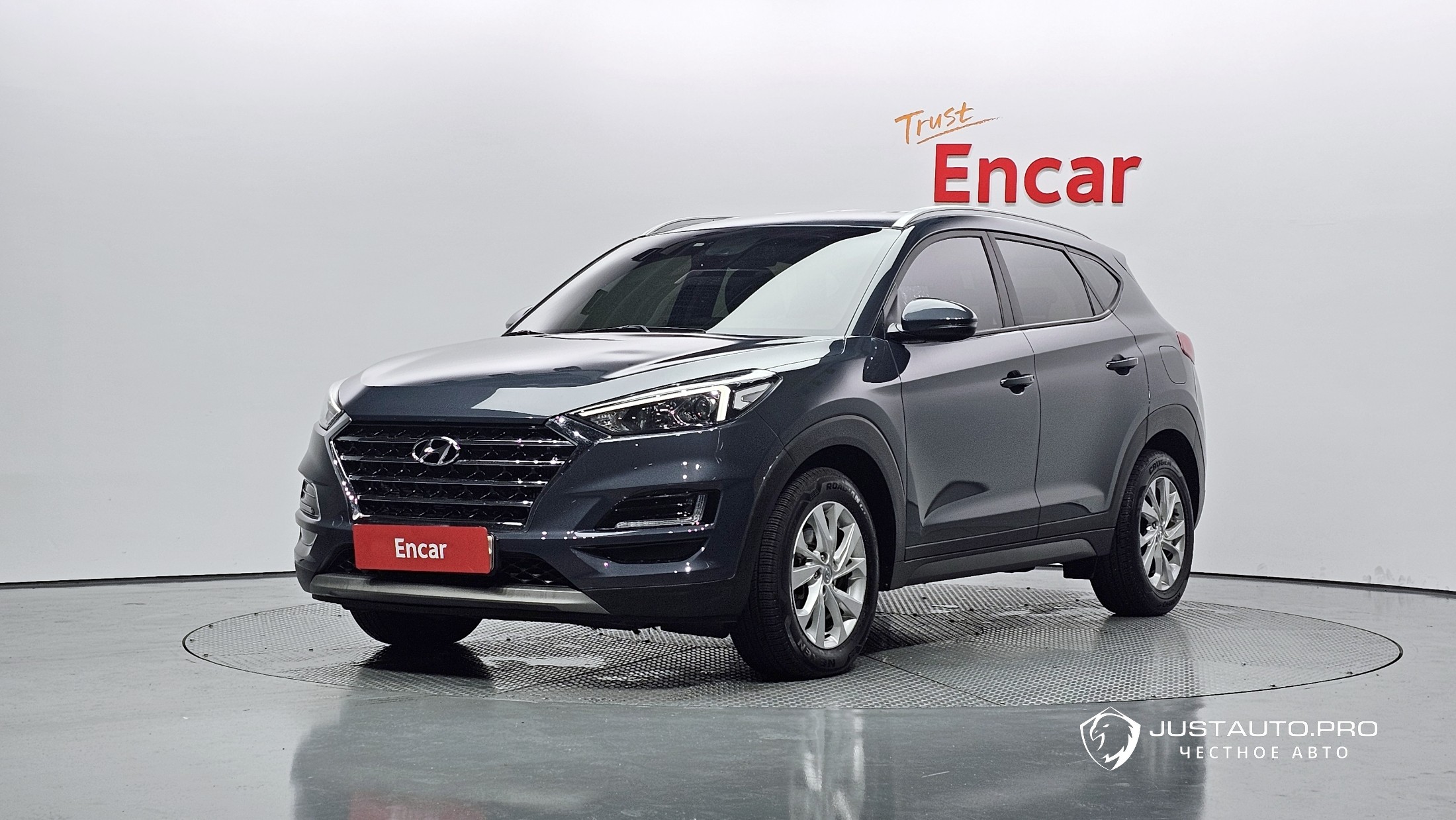 Автомобиль Hyundai Tucson