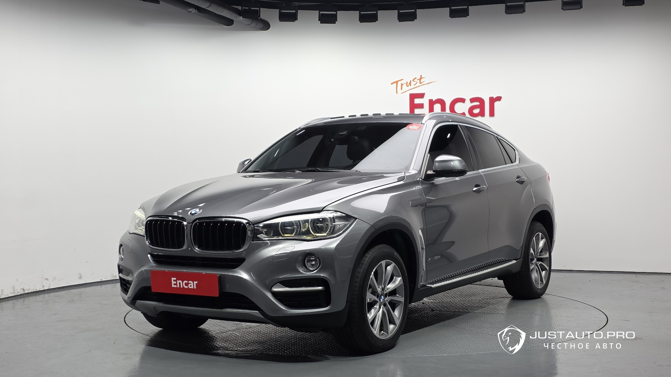 Автомобиль BMW X6