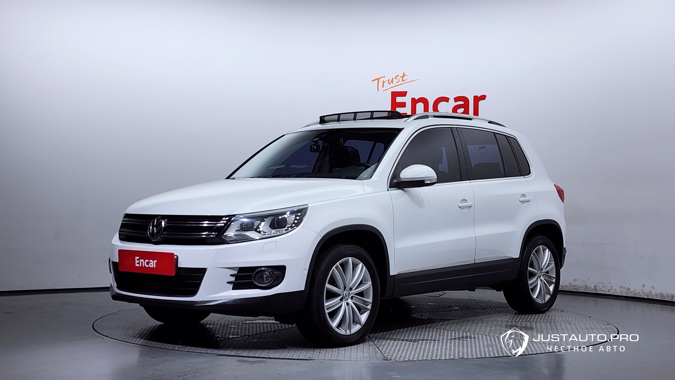 Автомобиль Volkswagen Tiguan