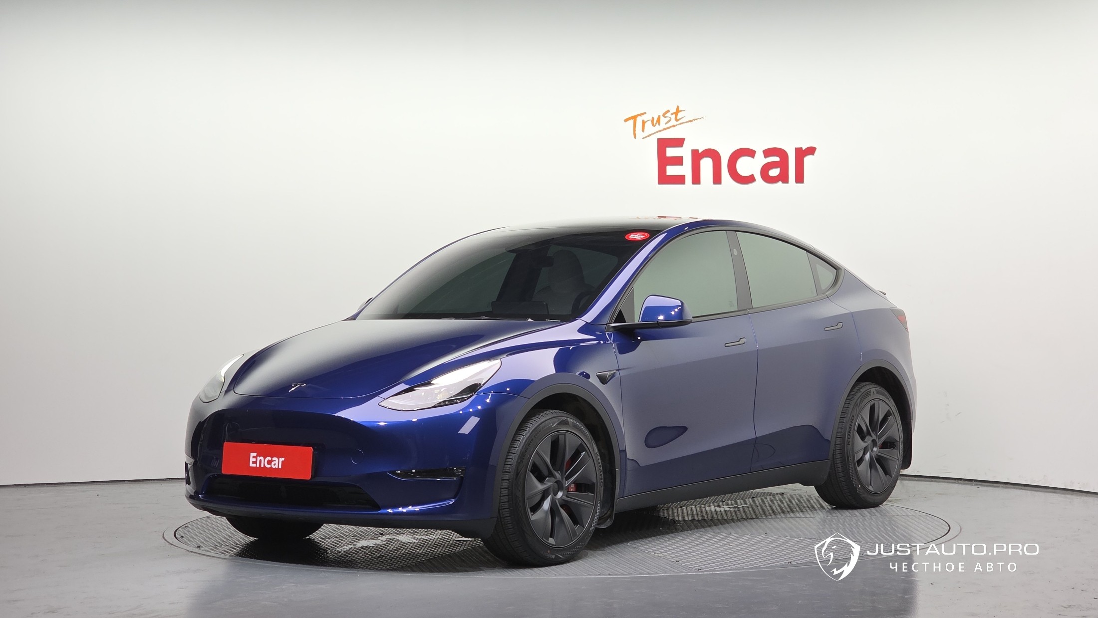 Автомобиль Tesla Model Y