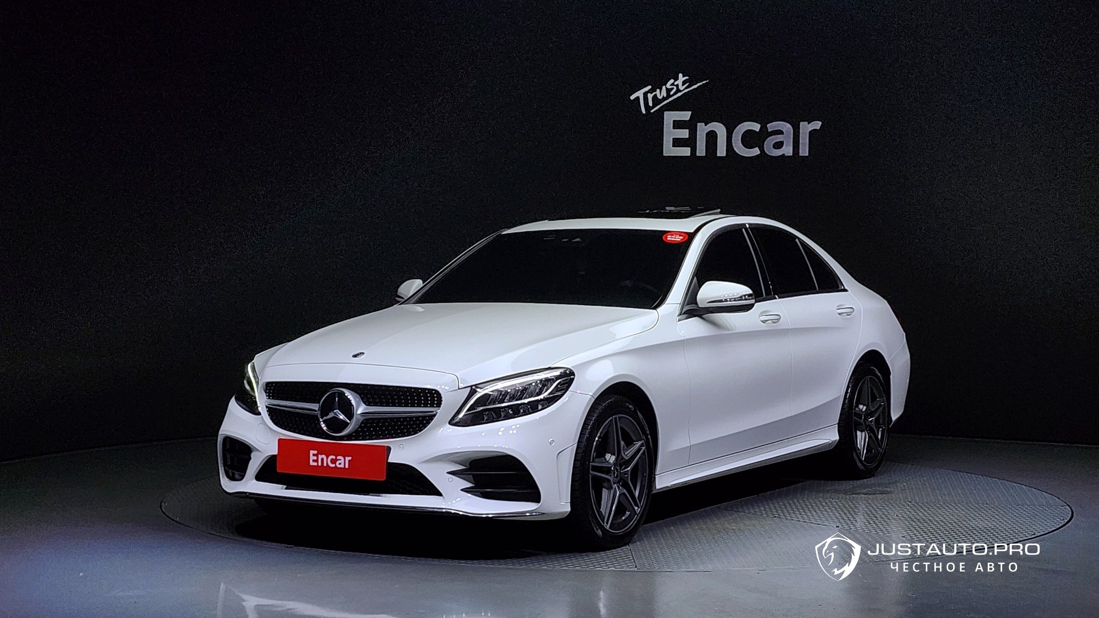 Автомобиль Mercedes-Benz C-Class