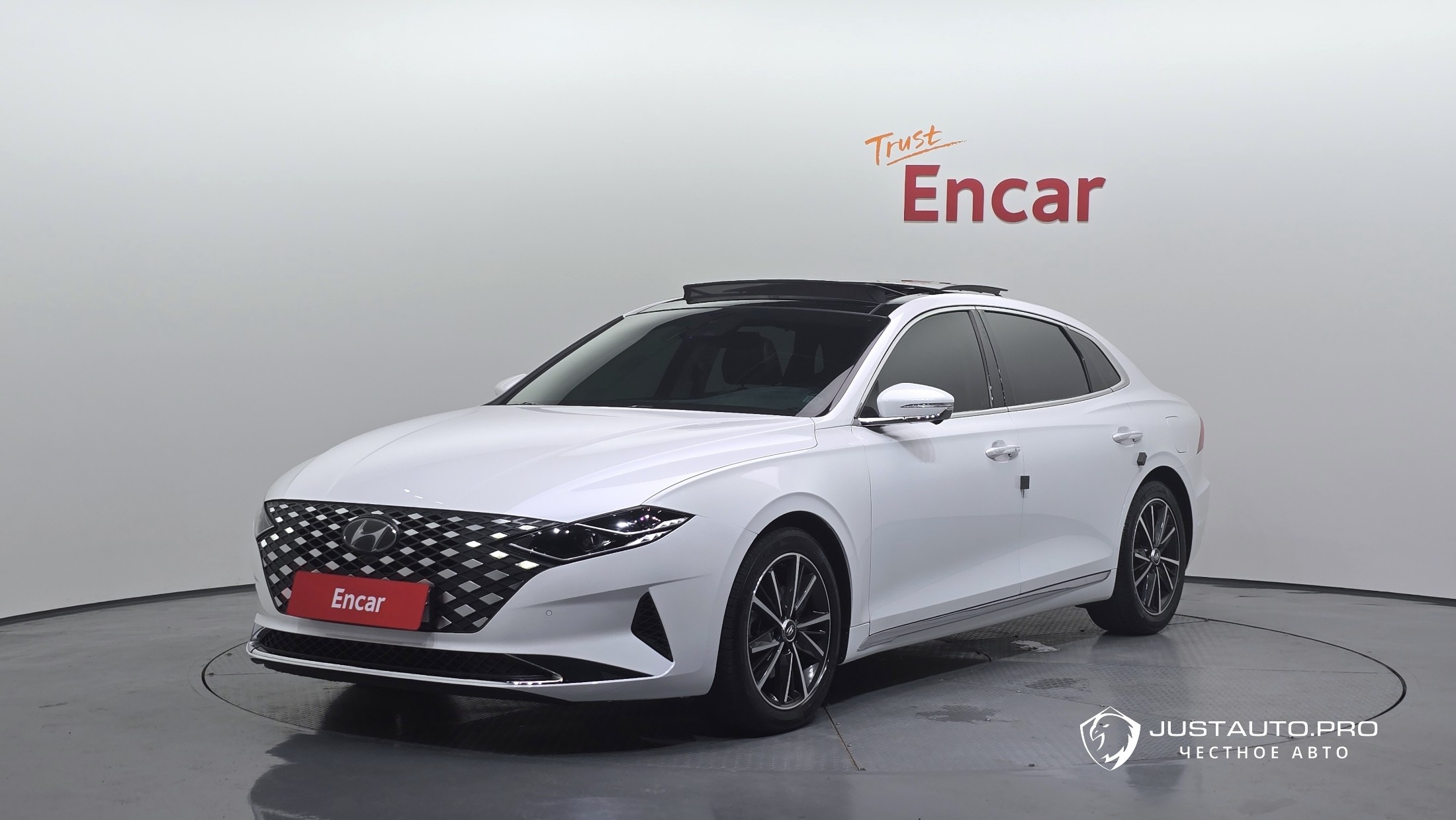 Автомобиль Hyundai Grandeur
