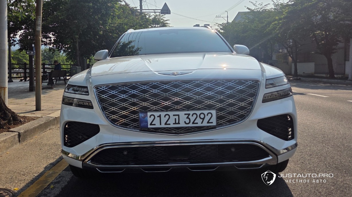 Автомобиль Genesis GV80