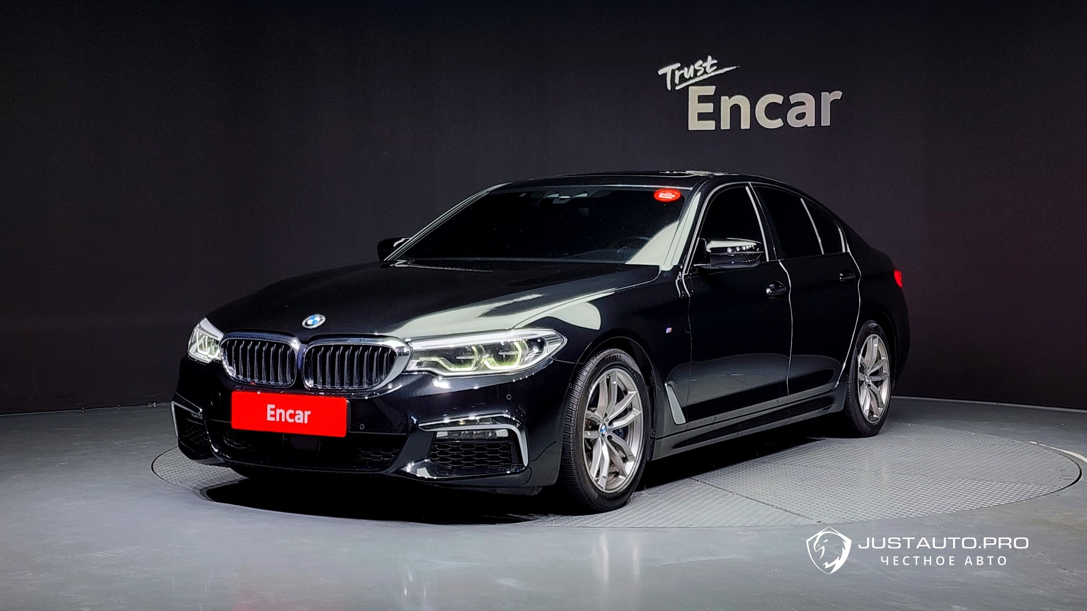 Автомобиль BMW 5-Series