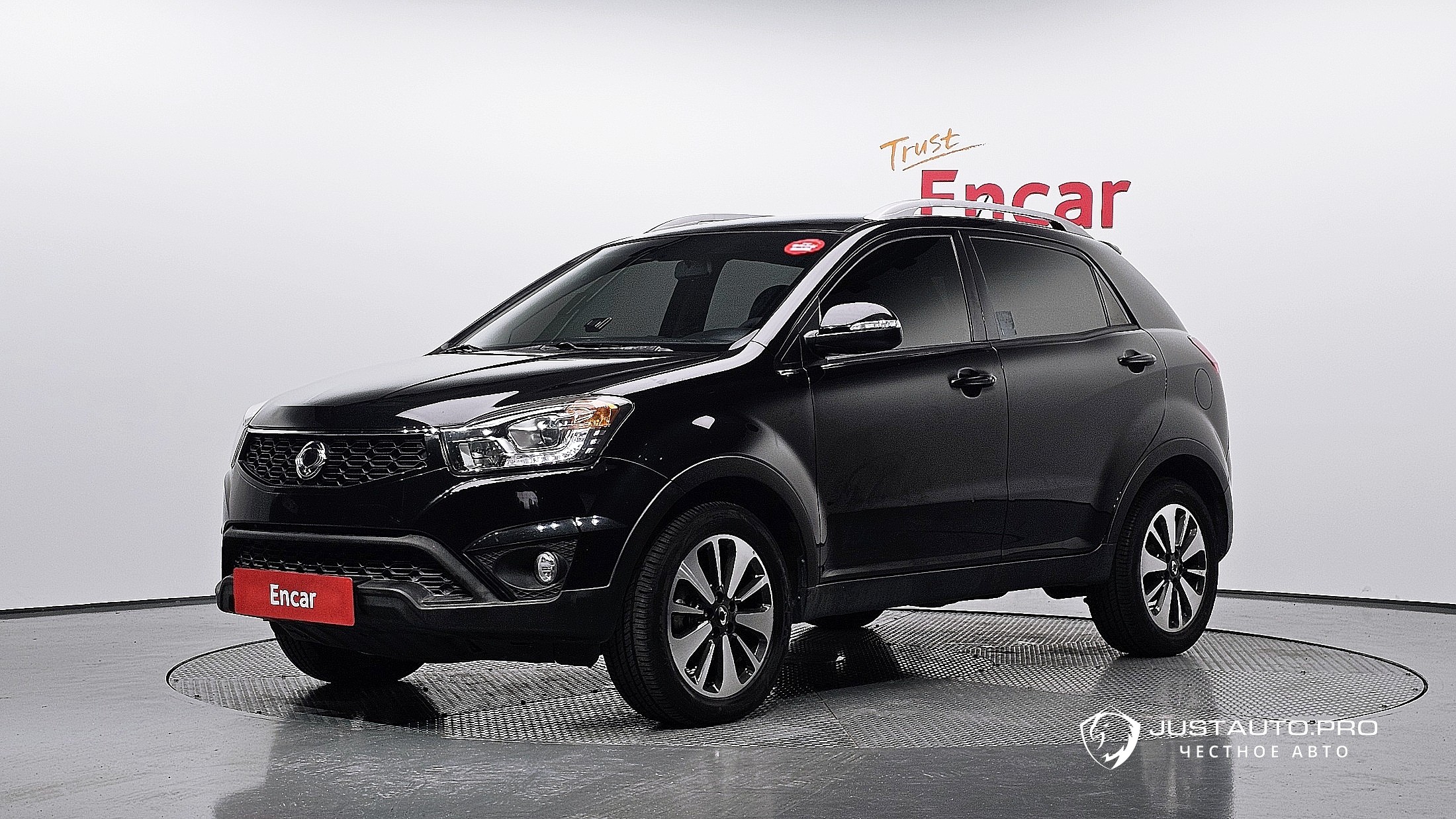 Автомобиль KG_Mobility_Ssangyong KORANDO