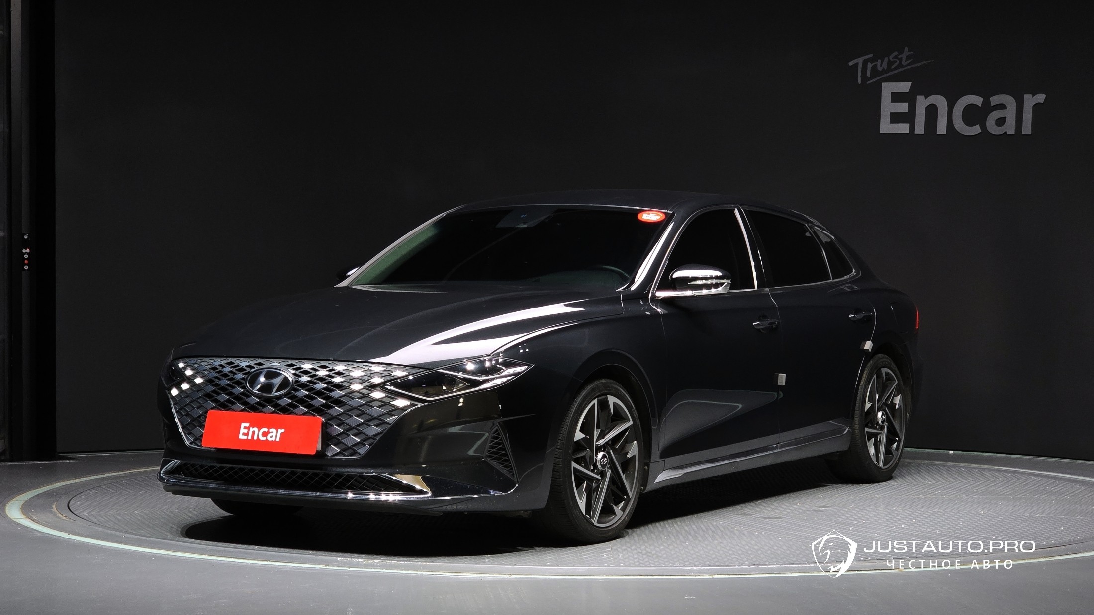 Автомобиль Hyundai Grandeur