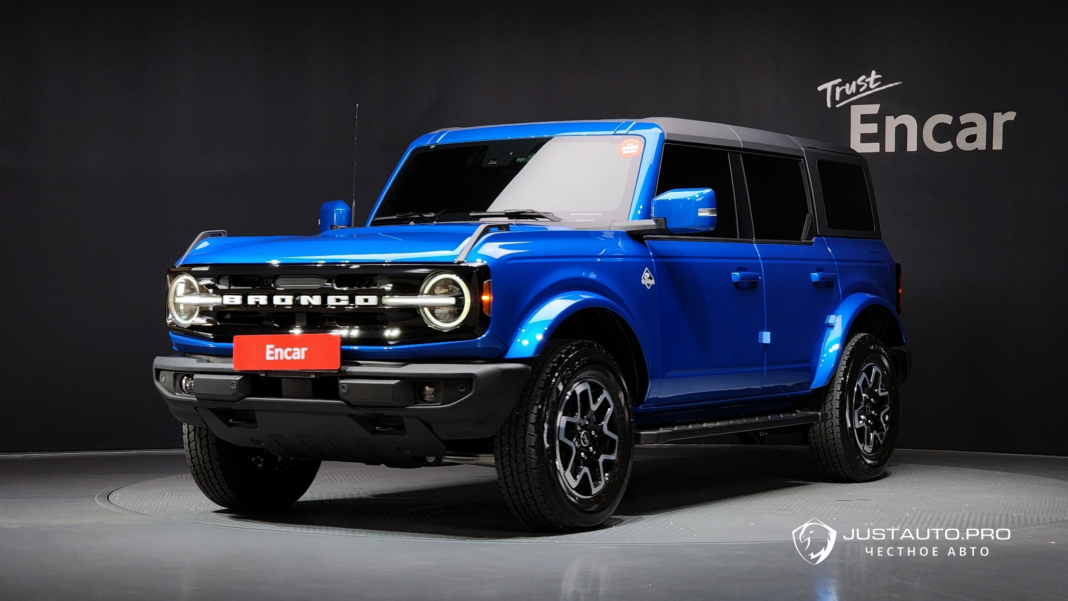 Автомобиль Ford Bronco