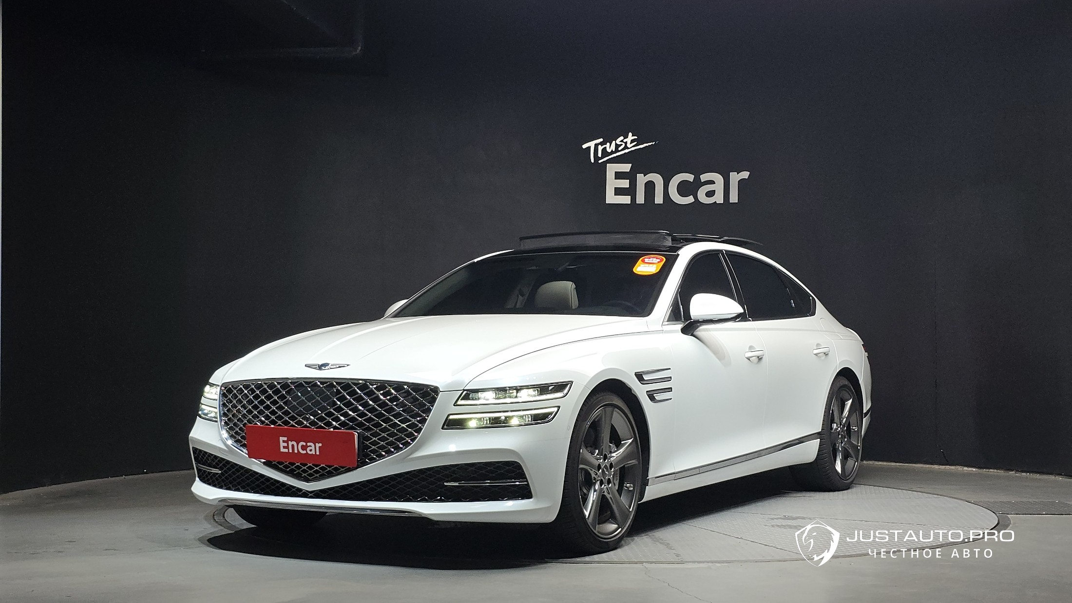 Автомобиль Genesis G80